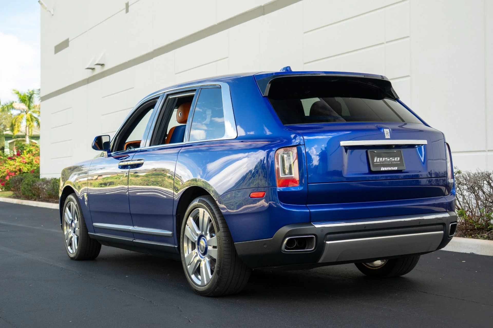 mph023_242472380_Used_2019_Rolls_Royce_Cullinan_1764189669_7d333c533c