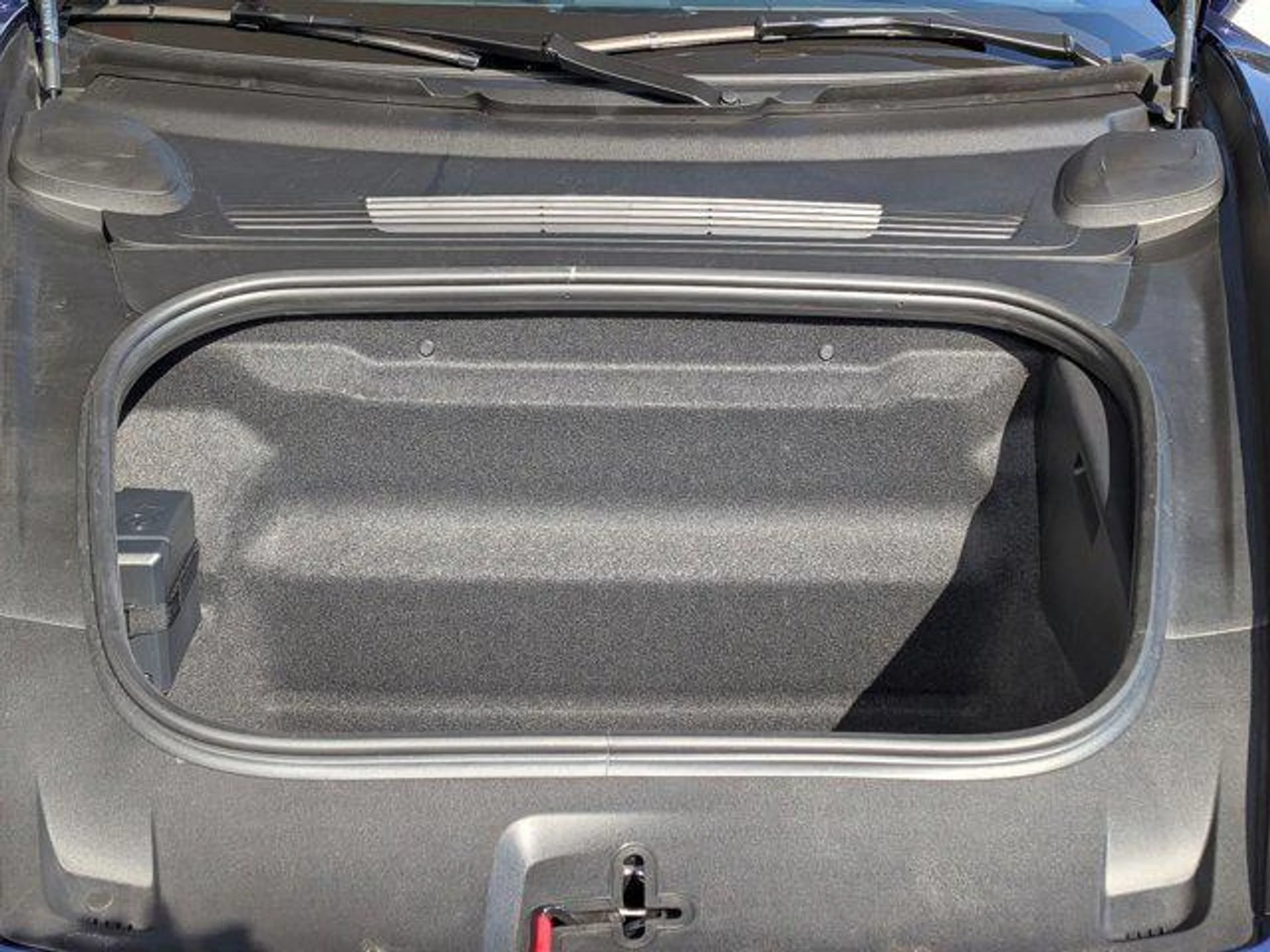 mph023_2429671453_1_O2_R3_GC_5mk_SV_Dked_Mo_C94bi_N3_VM_b8e4ec1ca2