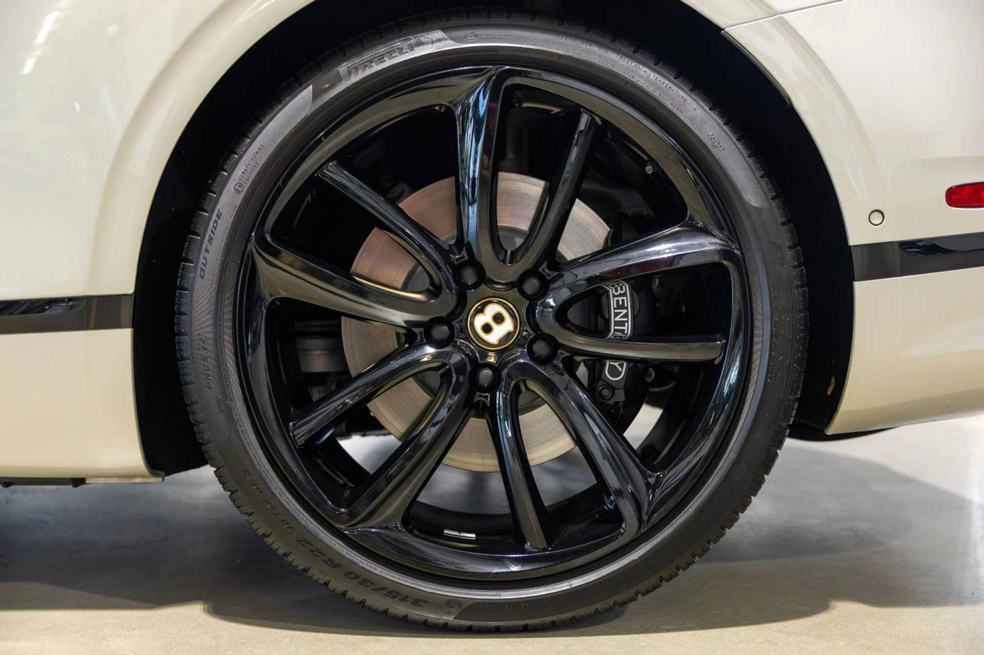 mph023_2438358515_6_A_1958a0c6db