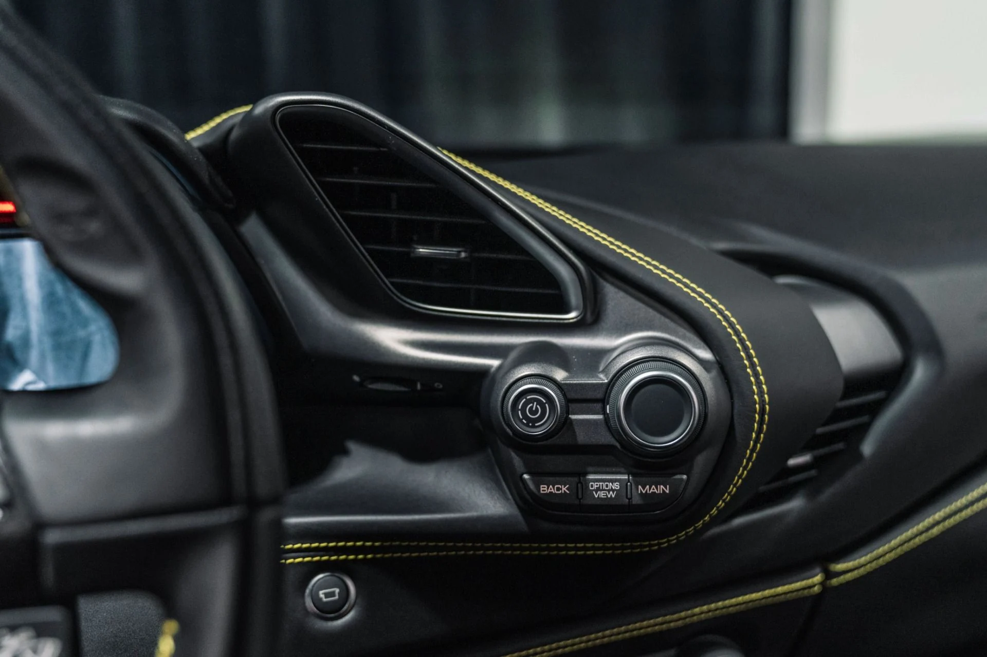 mph023_2441034244_Used_2016_Ferrari_488_GTB_w_FULL_Stealth_PPF_Vorsteiner_Carbon_1886_Forged_Wheels_1729541887_57f1dce8d1