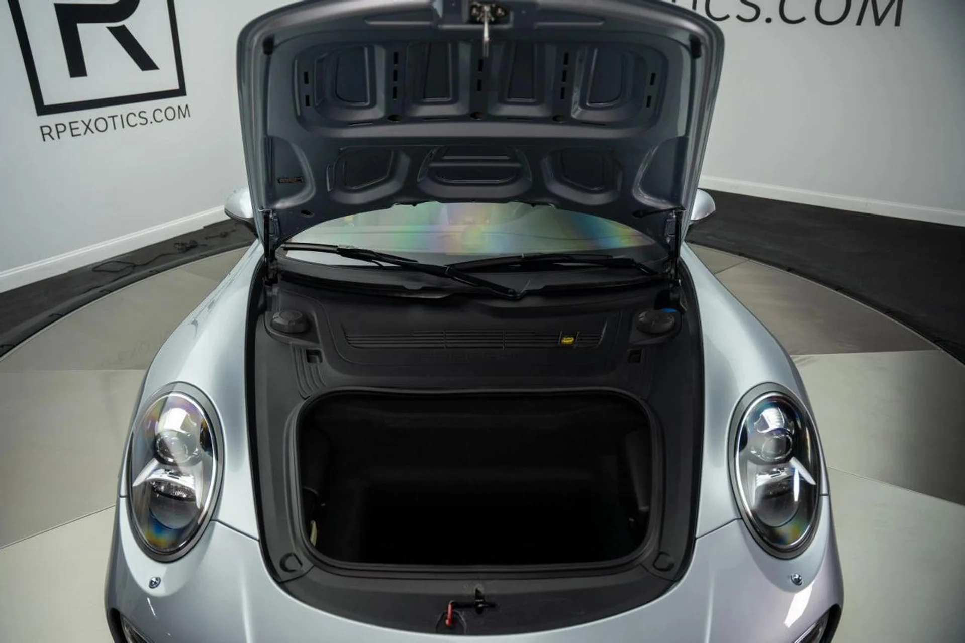 mph023_2443923880_784eb61f1c25a325ba9ed057595afe2d_a55616068d