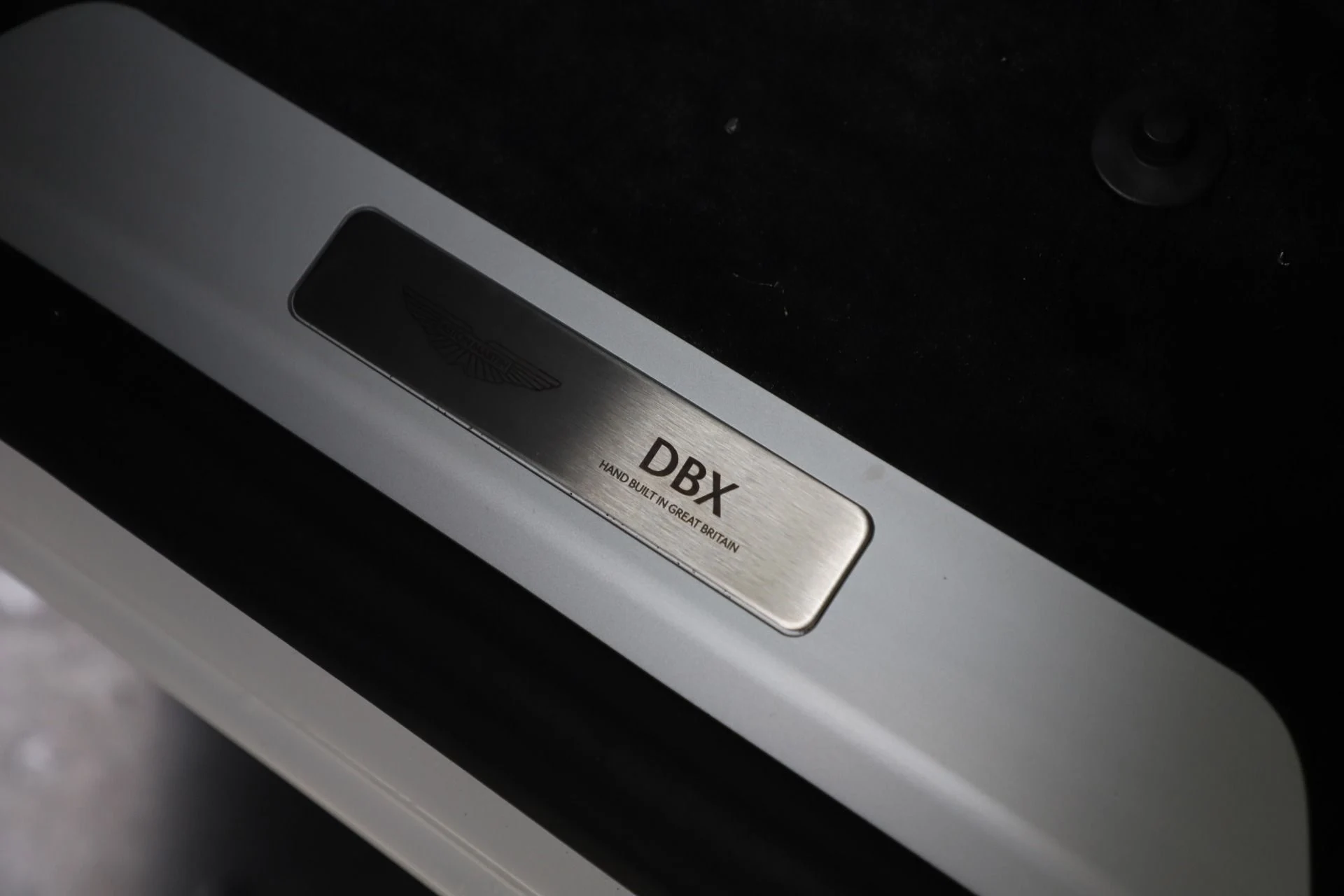 mph023_2444071409_New_2025_Aston_Martin_DBX_707_707_6f5c1eb272