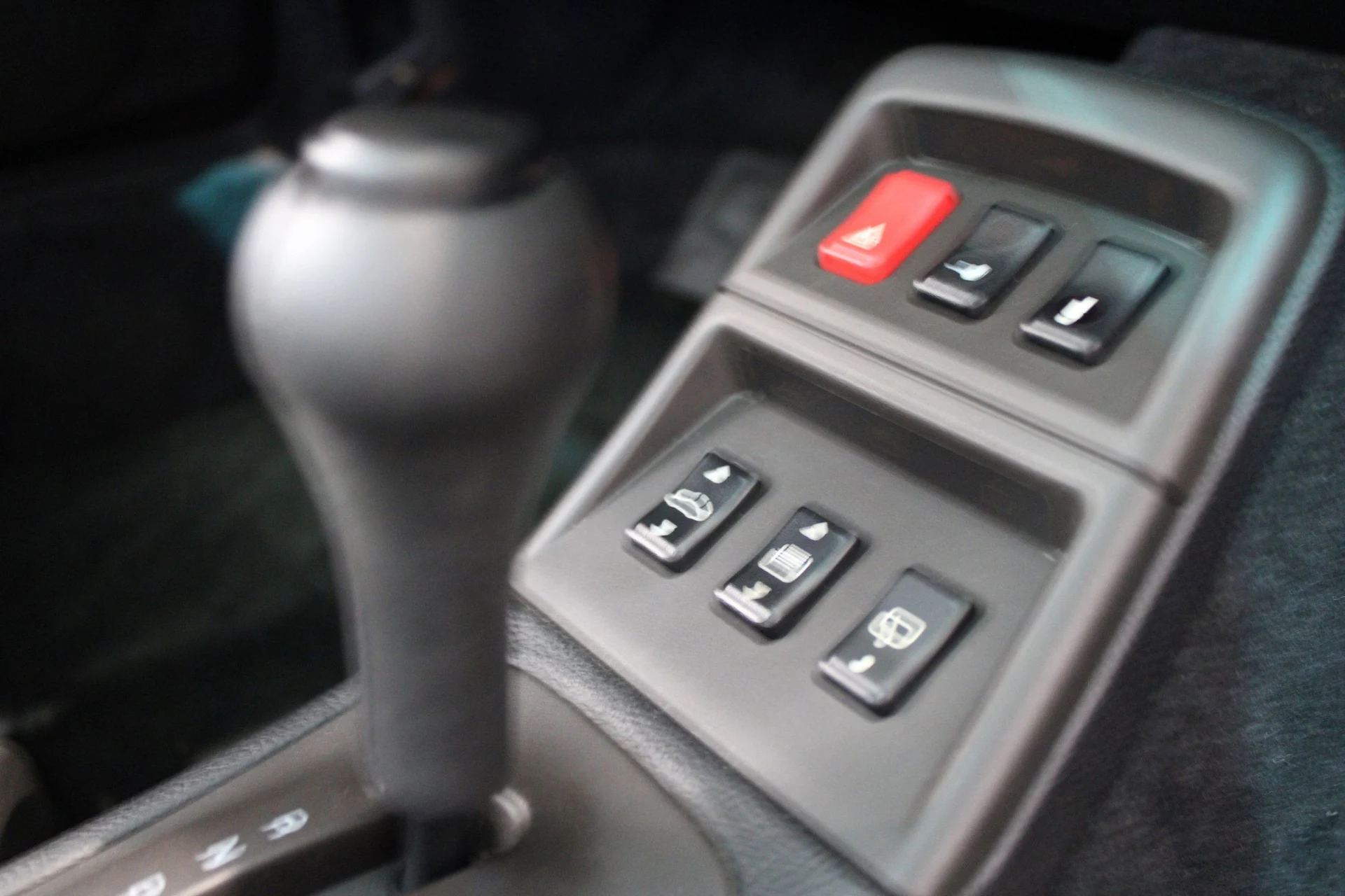 mph023_2444616615_c76cb431dac1325990d2ea12f1113a0cx_ccf6b0ccad