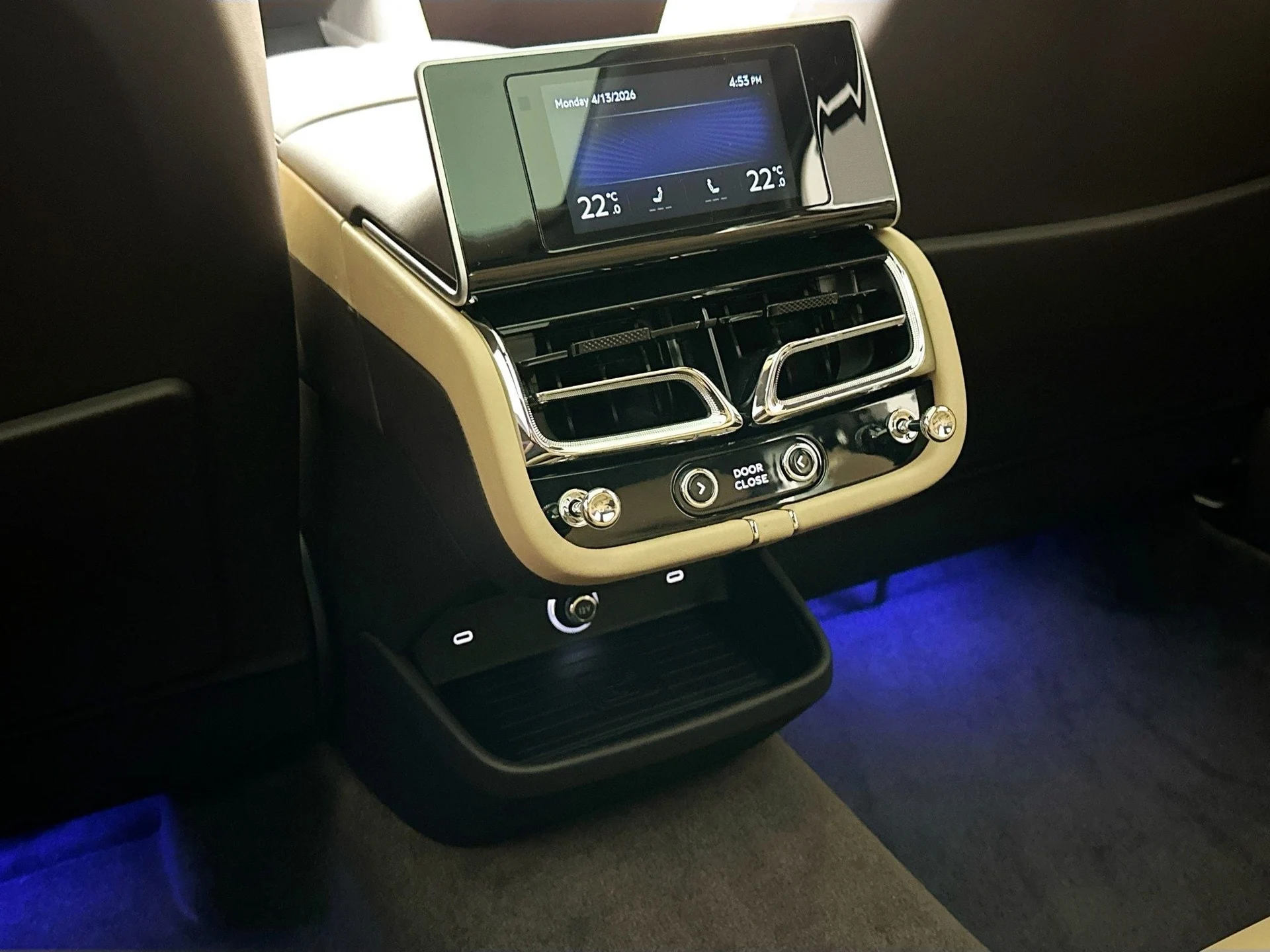 mph023_24530269_24_3214b7a292