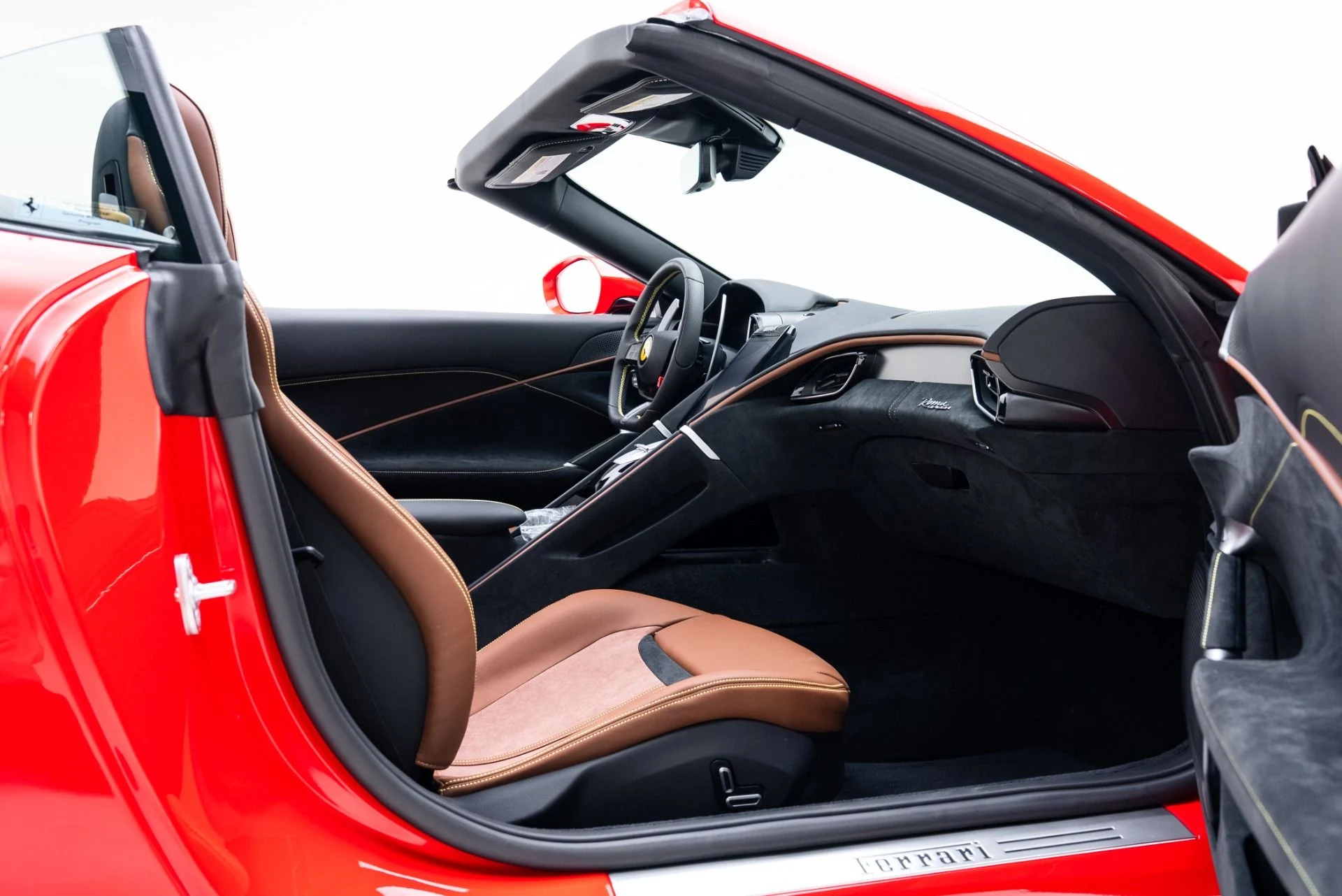 mph023_2459937585_Used_2025_Ferrari_Roma_Spider_1769719564_25ab1d4d7d