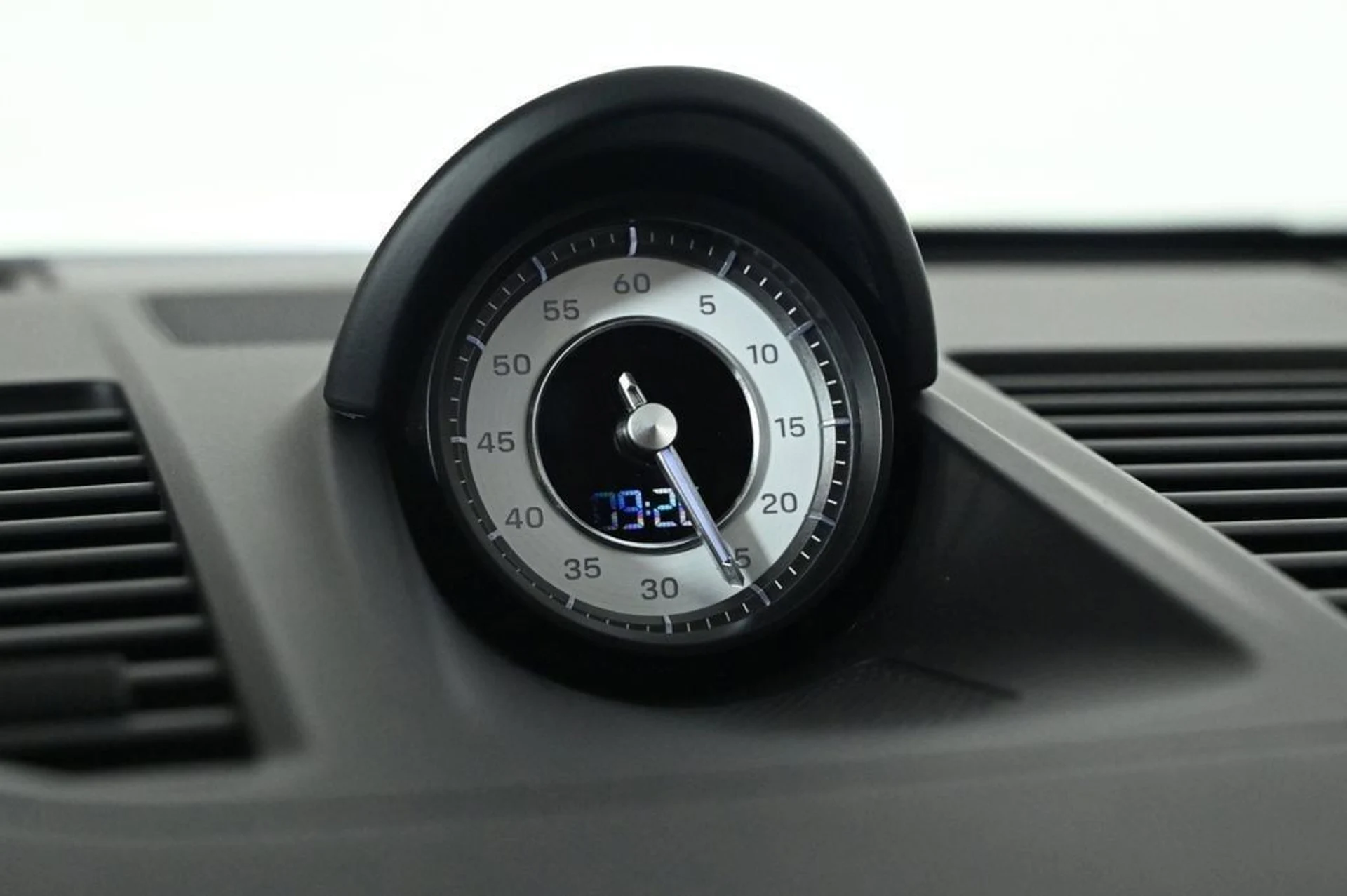 mph023_2464452093_04d8805497194e6092487ceb05e60a1e_b8d65df50c