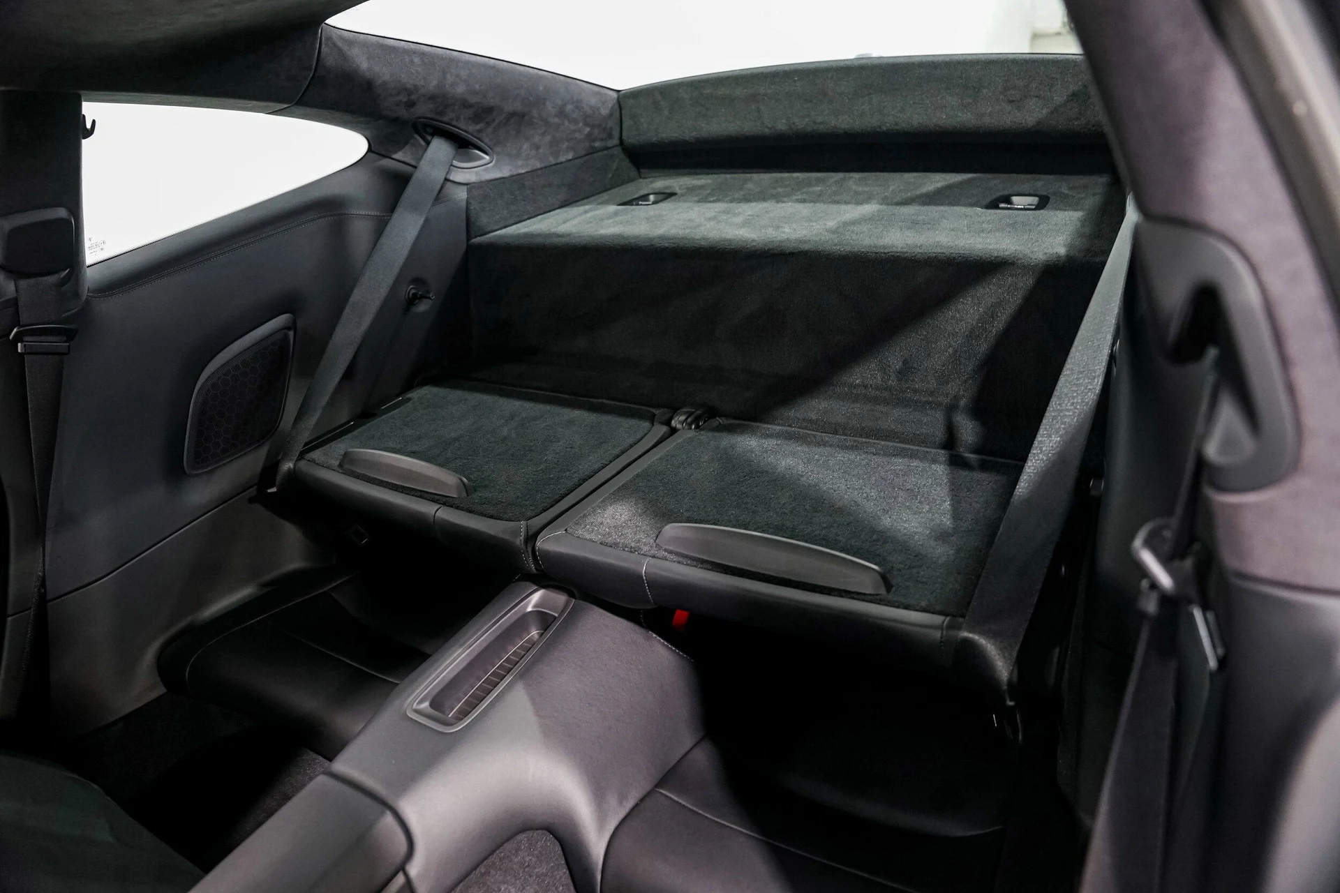 mph023_2464574407_9c2f5f15cc150919512e9d92b2ee8849x_054e1a4374