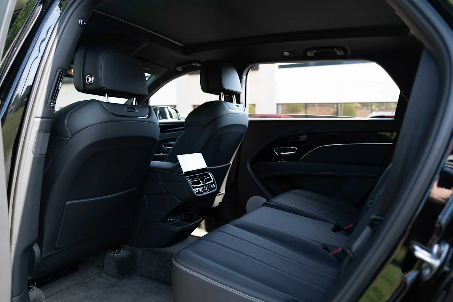 mph023_2467270742_6f09b5d9d771d3404c45fa76734cfd7fx_7032673921