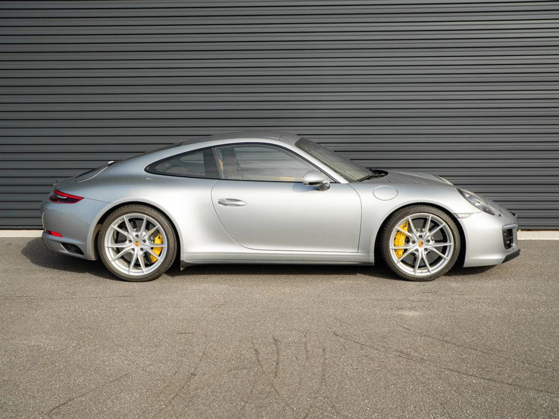 mph023_2471848594_ko_C5_Ztk_Q_Zr_Cb_B_Q1_JZ_Uc_BI_4_Q_Cgs_84f740ef3c