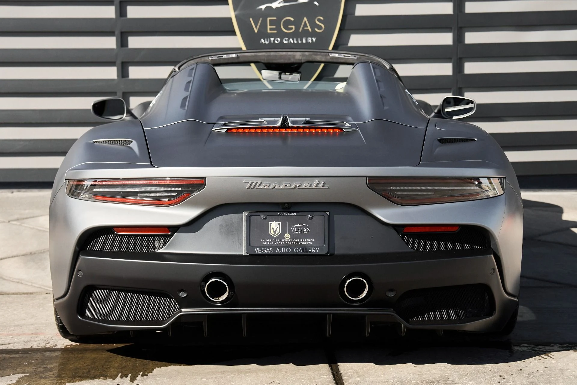 mph023_2474543326_Used_2023_Maserati_MC_20_Cielo_1761946880_ac3bd17ab5