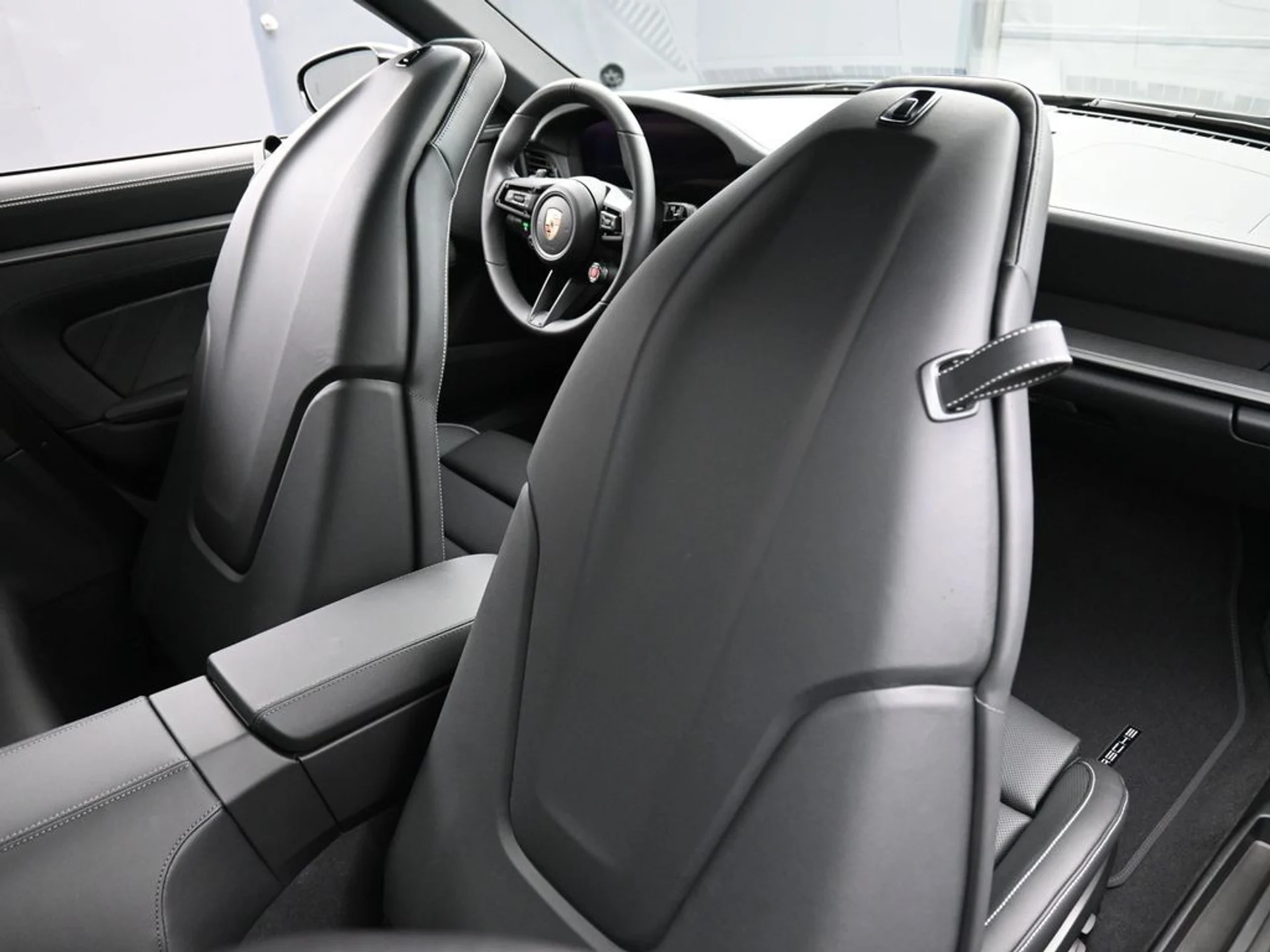 mph023_2475481867_image_23_a1cb87d405