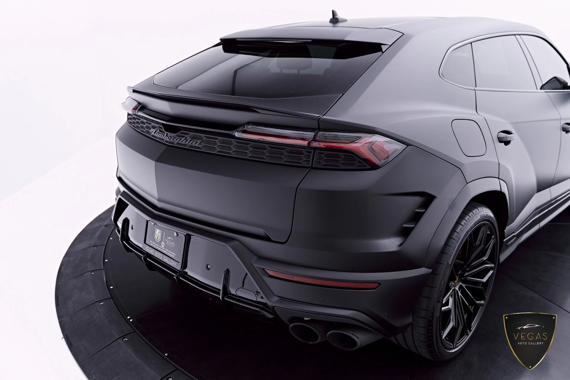 mph023_2476570948_Used_2026_Lamborghini_Urus_SE_1782163538_82489cdd2f