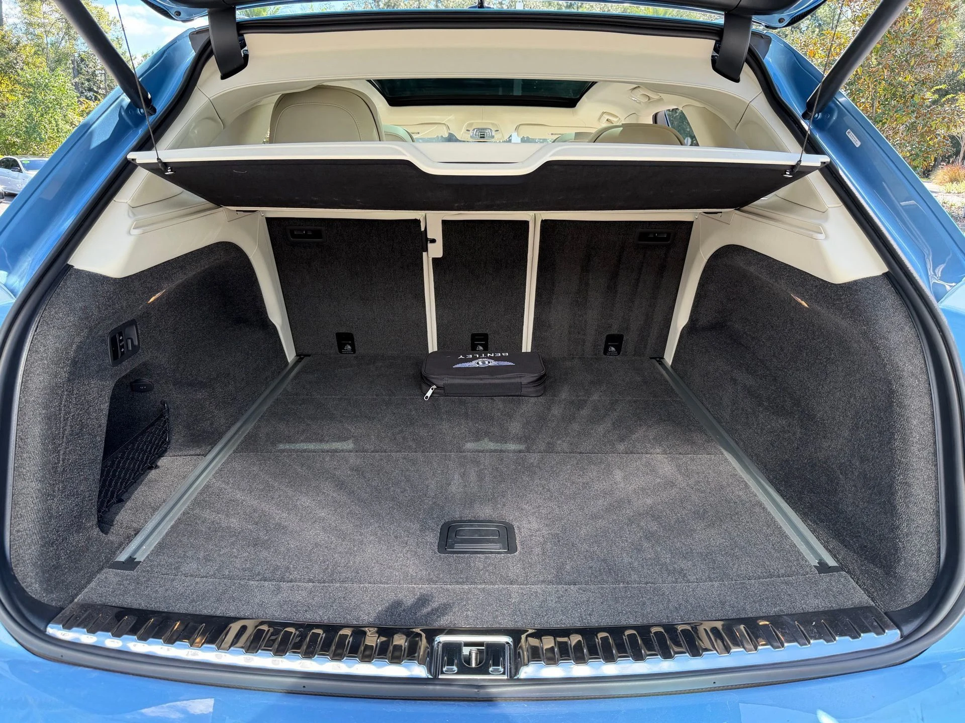 mph023_2478174466_167ec51fd8f24b70b12bf21e9c3fb326_909fd440de