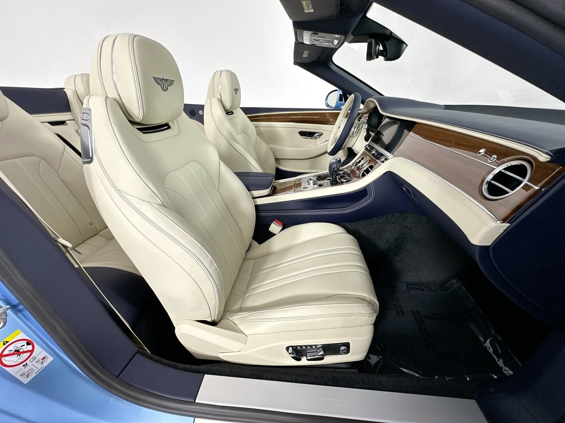 mph023_2483840081_24_07b1477e69