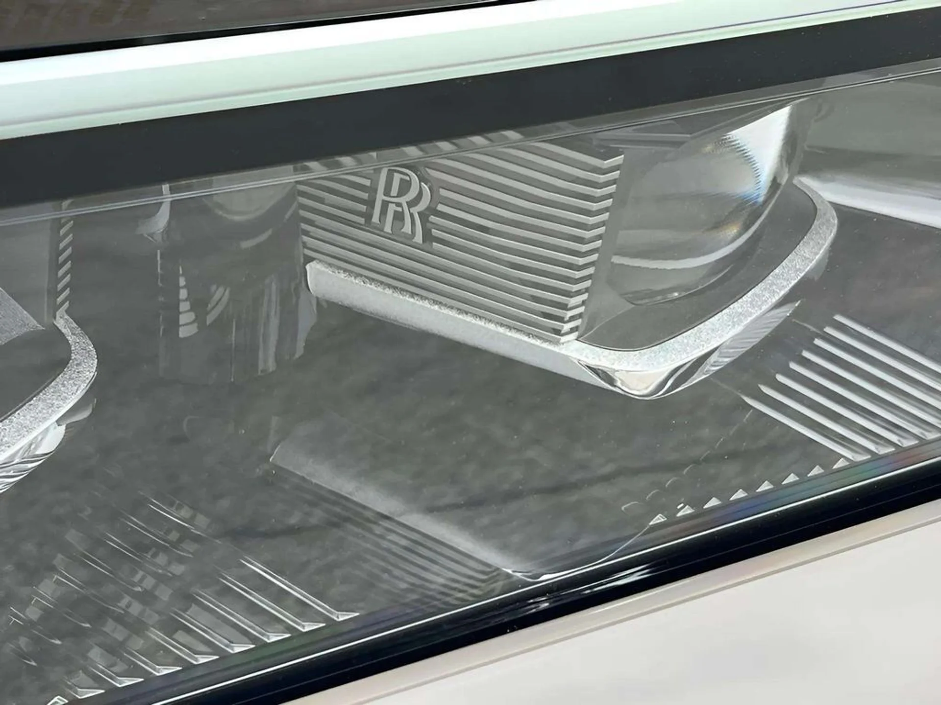 mph023_2483979024_ymm7nzq5hgzibi925rzgc966tiun_0215b71c75