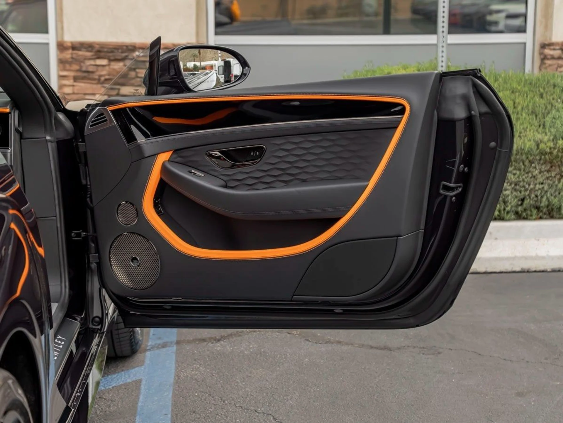 mph023_248566762_24_d22b94e1d7