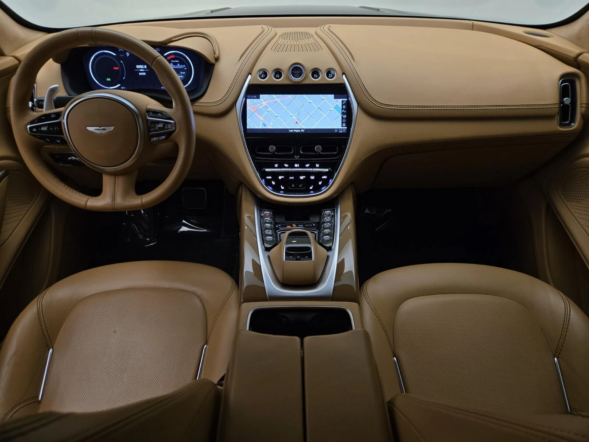 mph023_2486455591_Used_2021_Aston_Martin_DBX_1753164227_b0ef7c5dfd