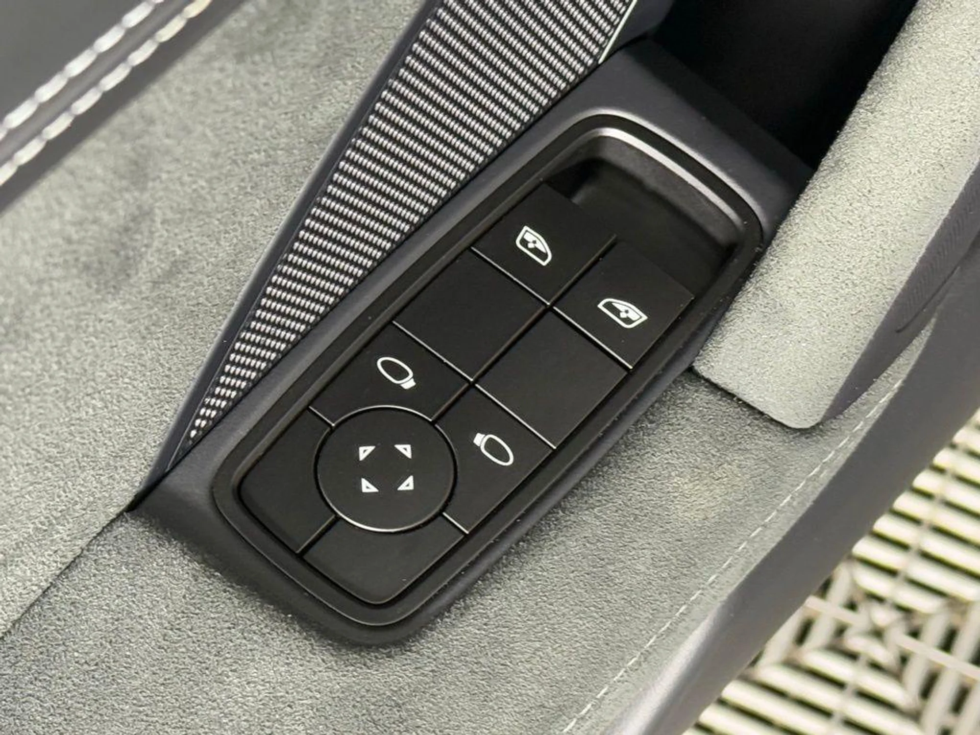 mph023_2486687822_n_Mi_J_O3s_LK_Cmaak_Yok9_FW_Ar_Xu_Lo_19584c2946