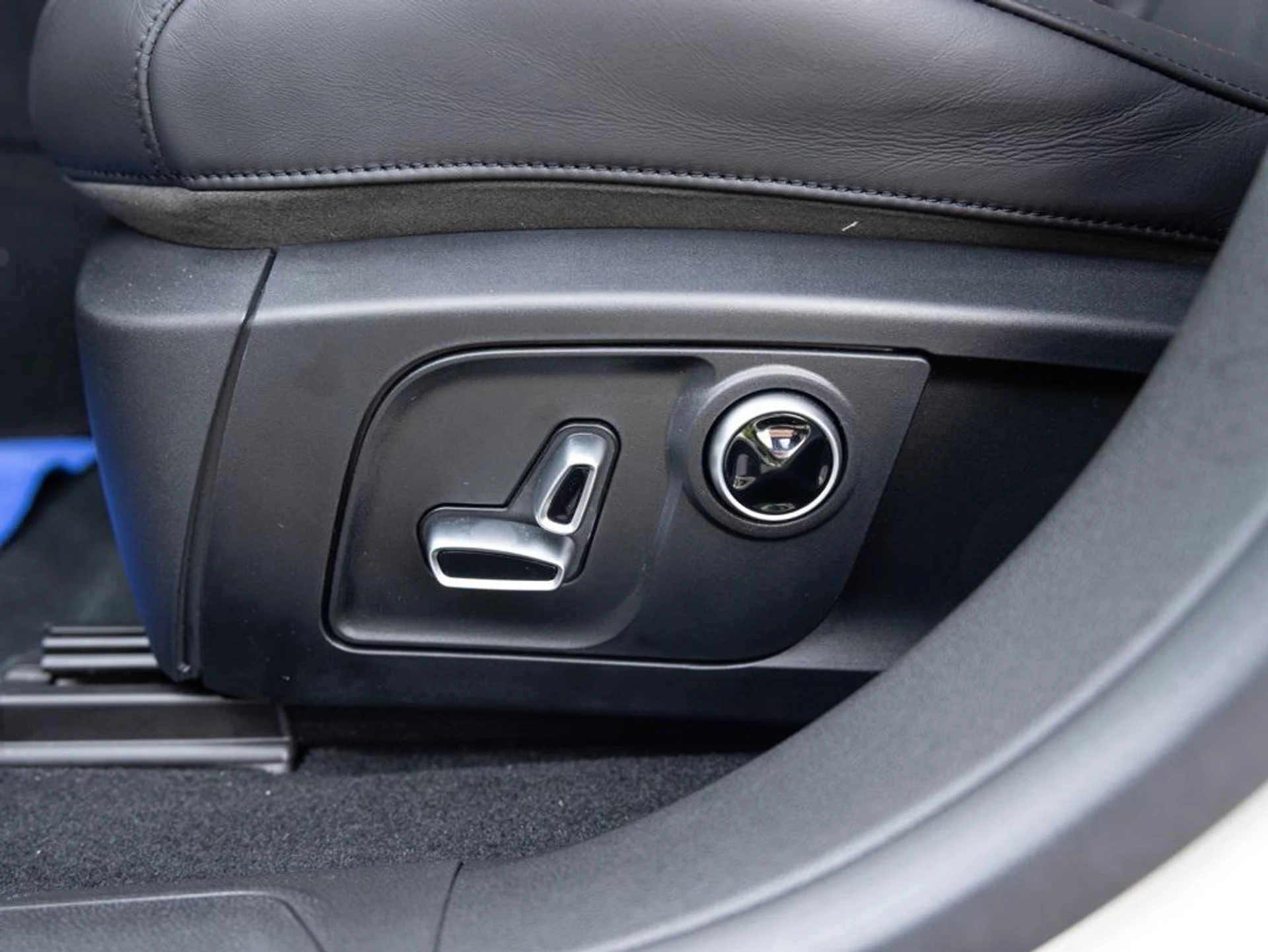 mph023_2487492174_478444804_692f06600d1b9ac3fcfb9c71_8f6b08ee37