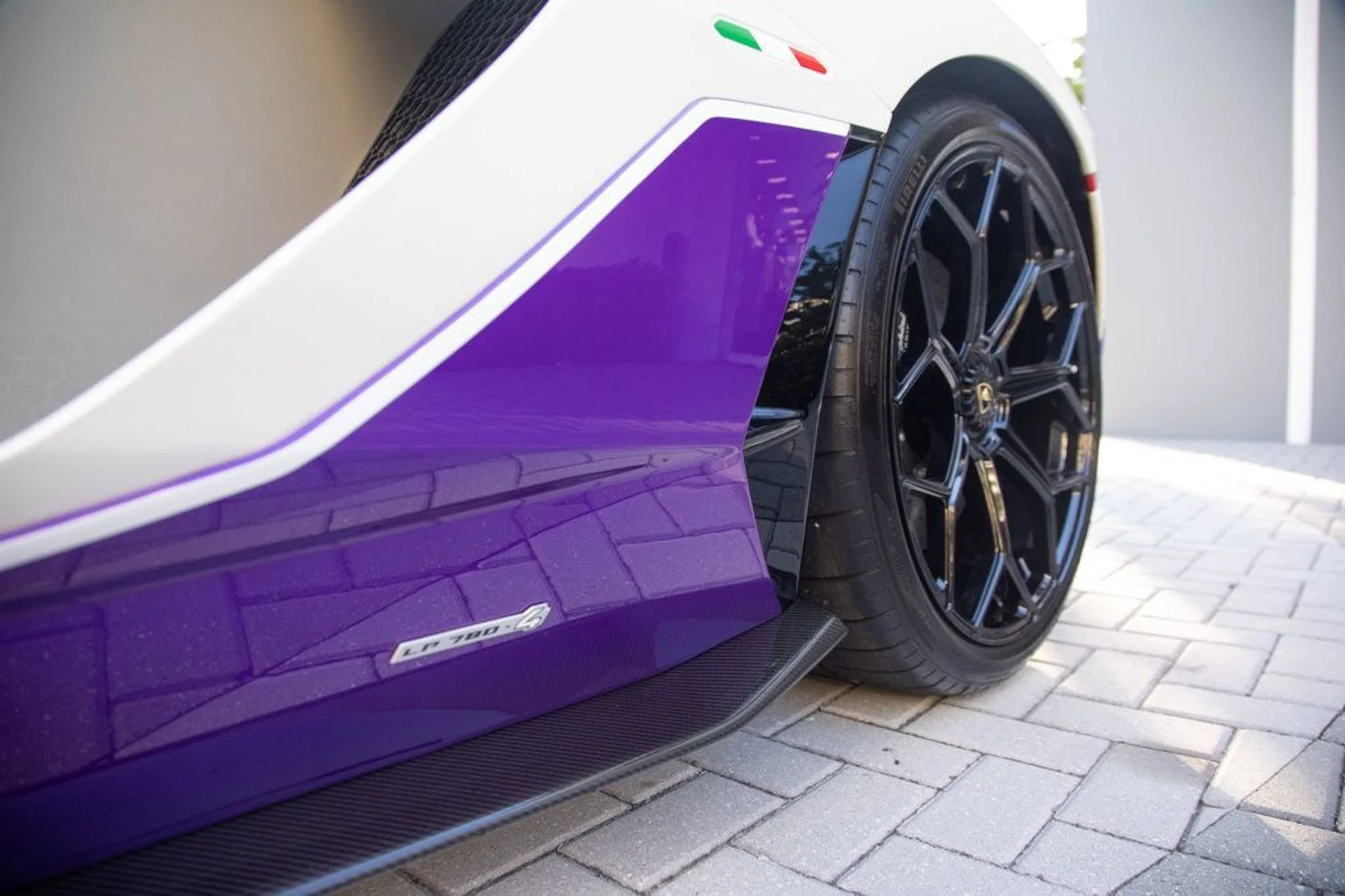 mph023_2494753049_22368666_24_1024_179ff44a5e