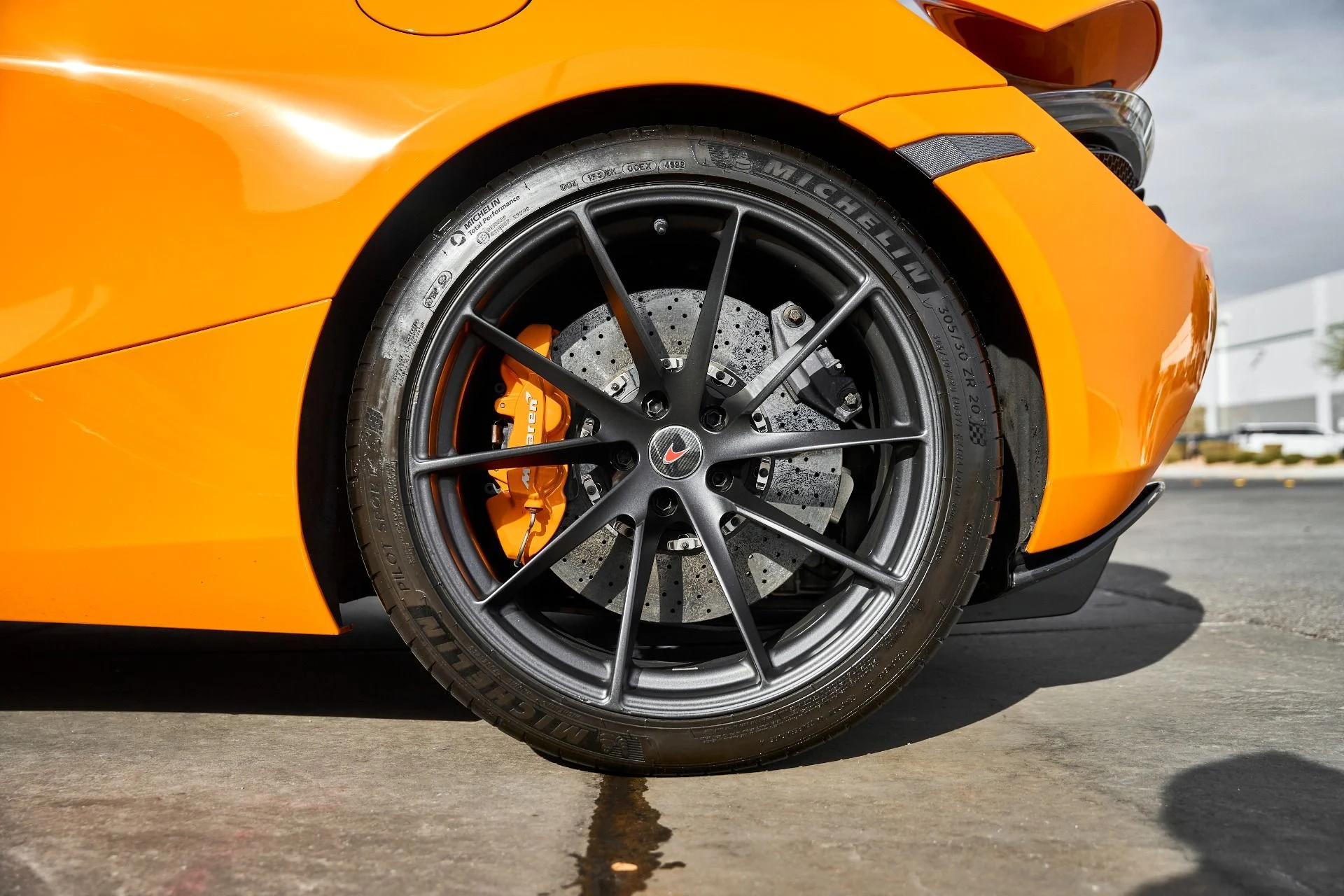 mph023_2499942049_Used_2018_Mc_Laren_720_S_Performance_1766270081_d8d4978c27