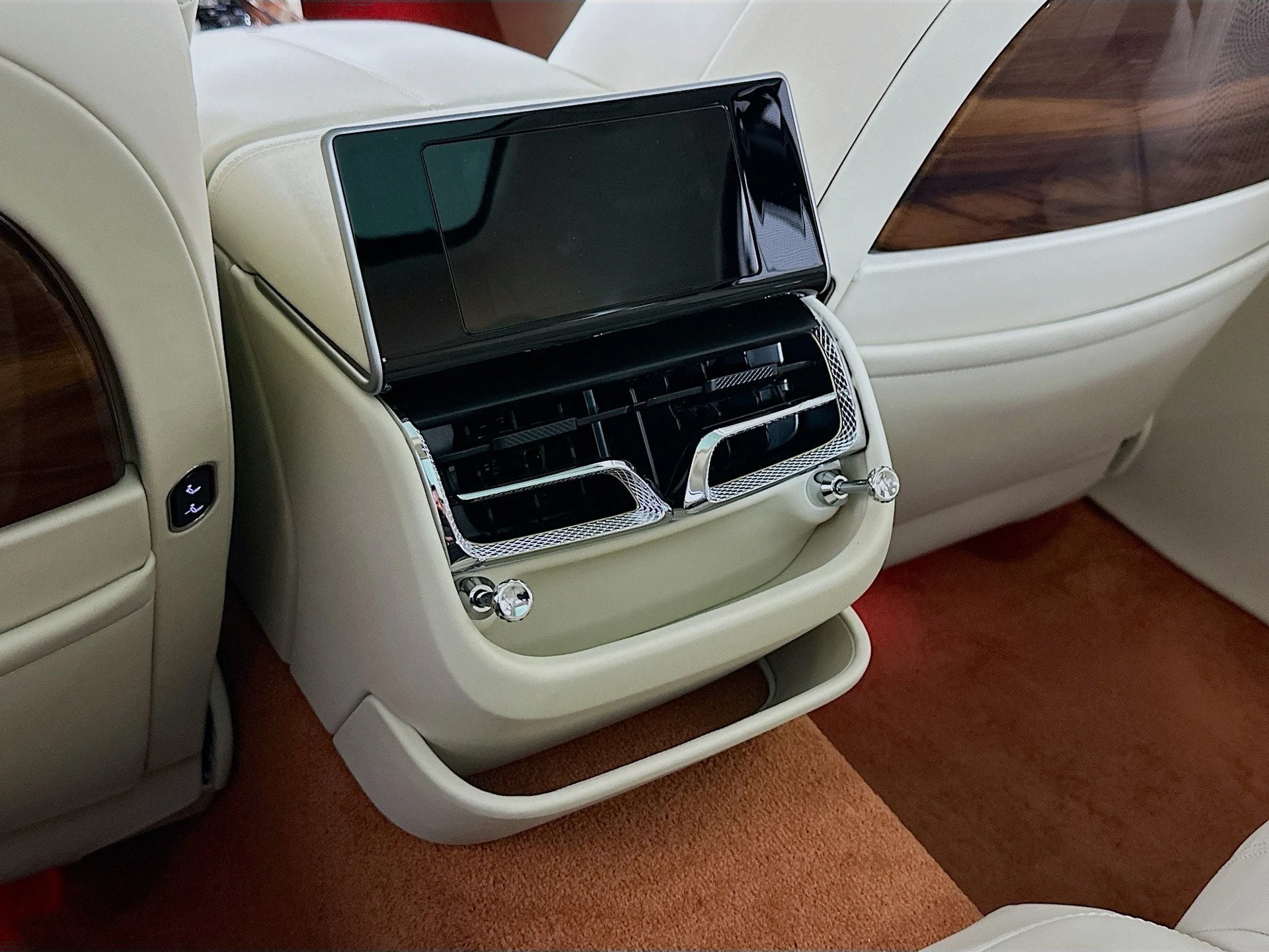 mph023_2500761289_24_f15117f052