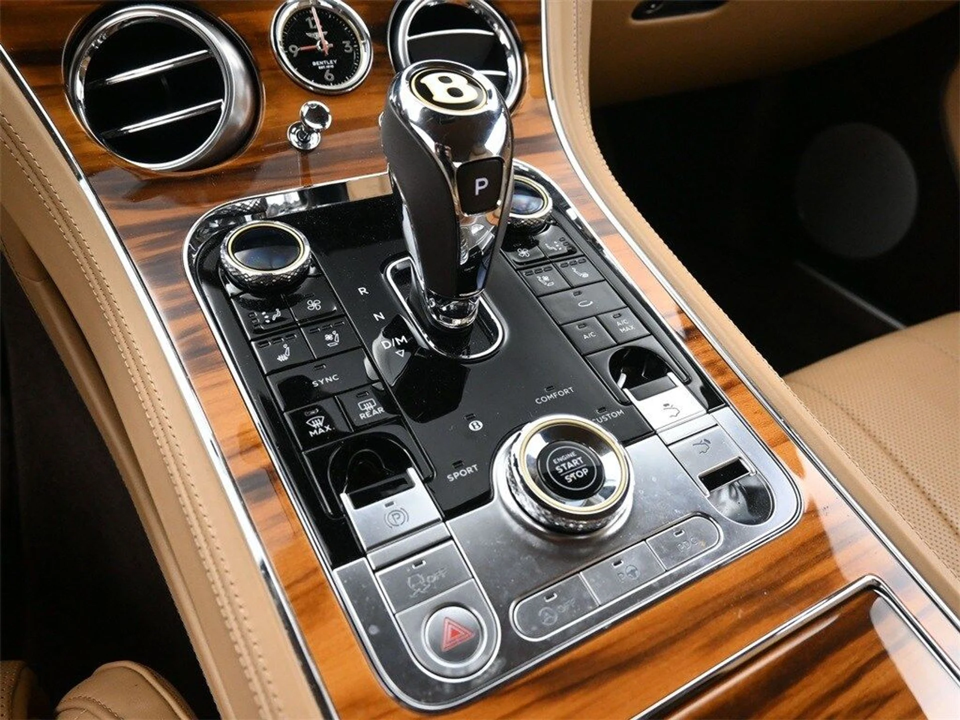 mph023_2504563340_ba9a7a0f12c99f1f12345d7567ca6438x_982f9d3489