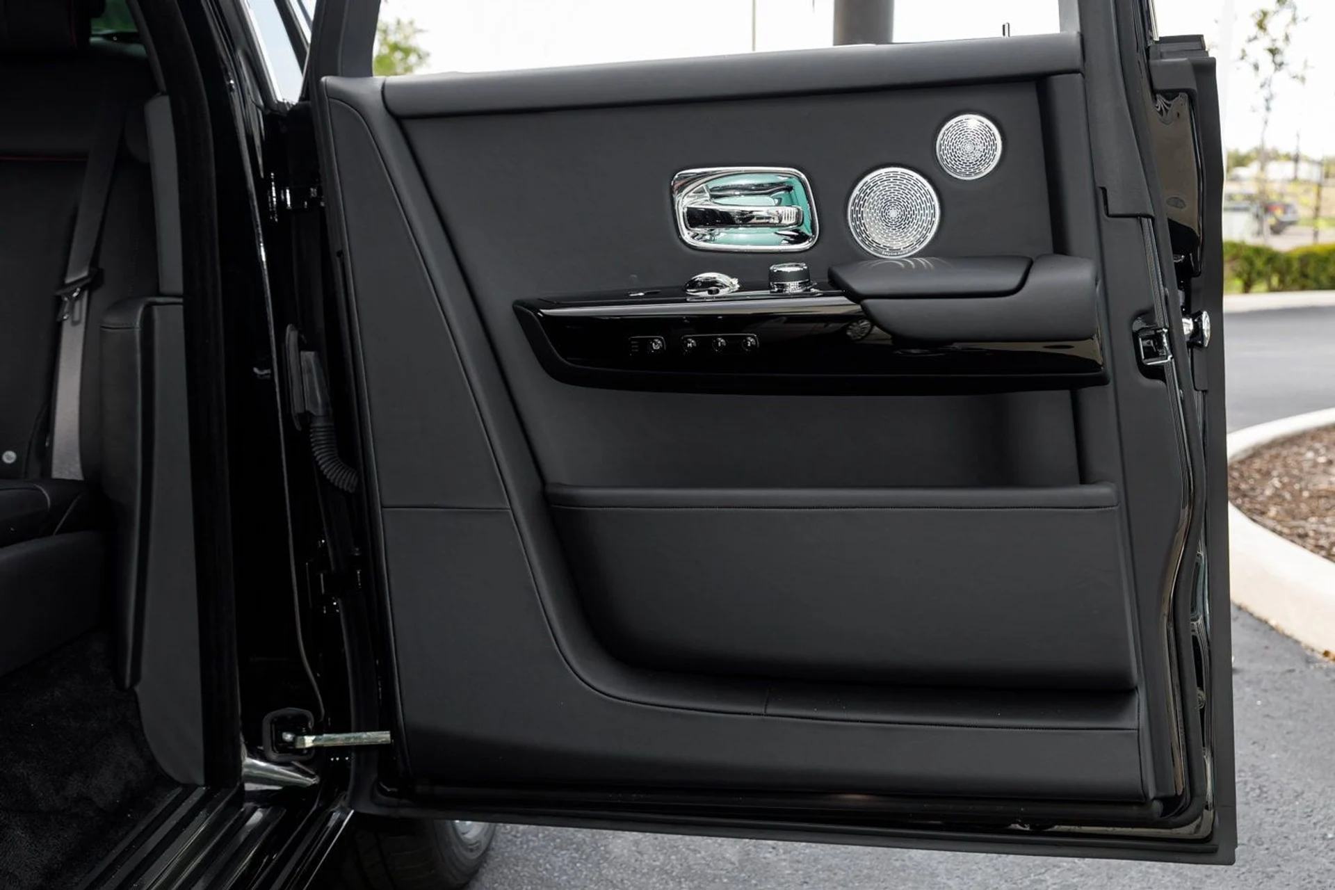 mph023_2505869353_730824533c9ceb92ae69c6e78a61dce2x_5ad0917e12