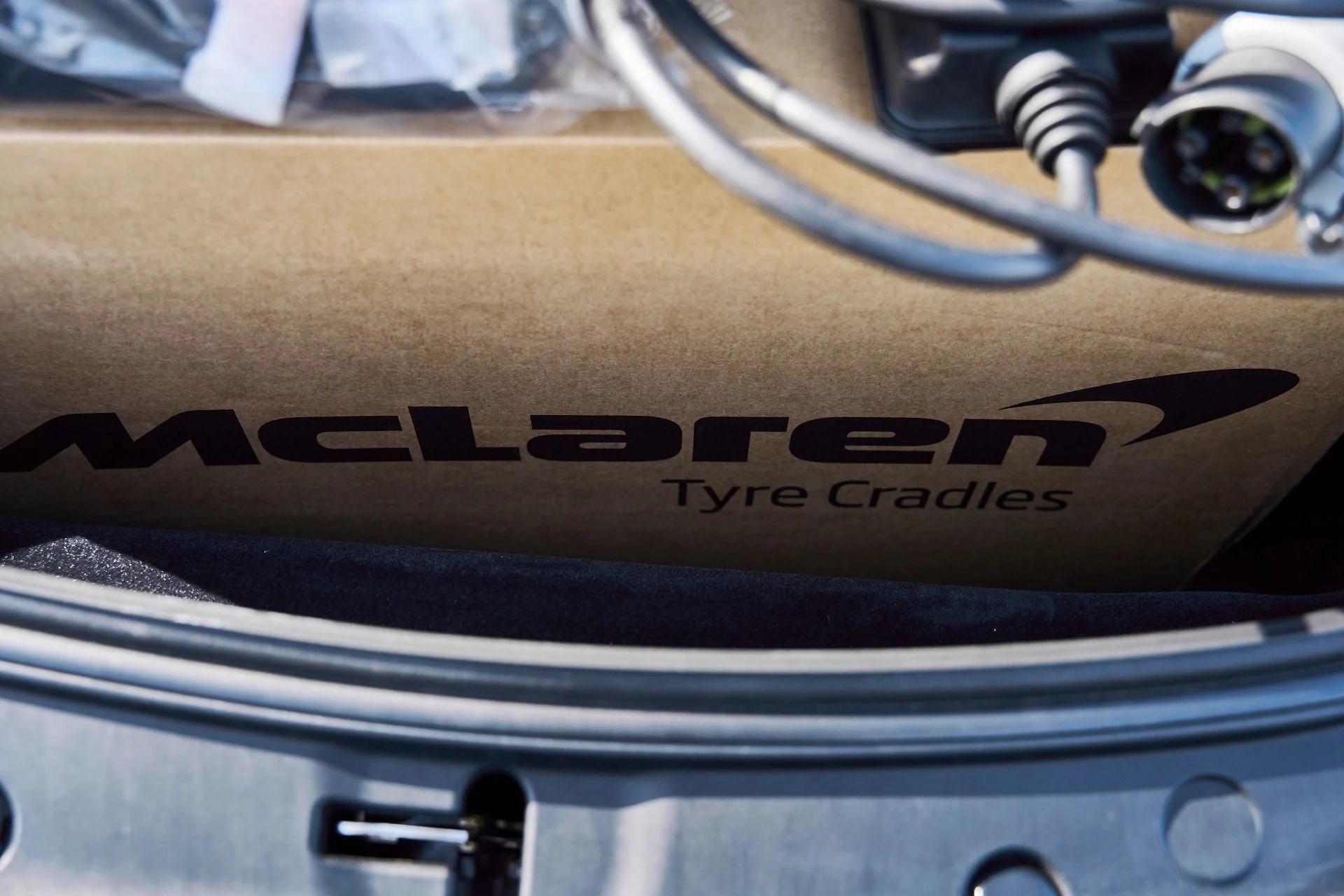 mph023_2508257173_Used_2025_Mc_Laren_Artura_1769567603_edd63cedad