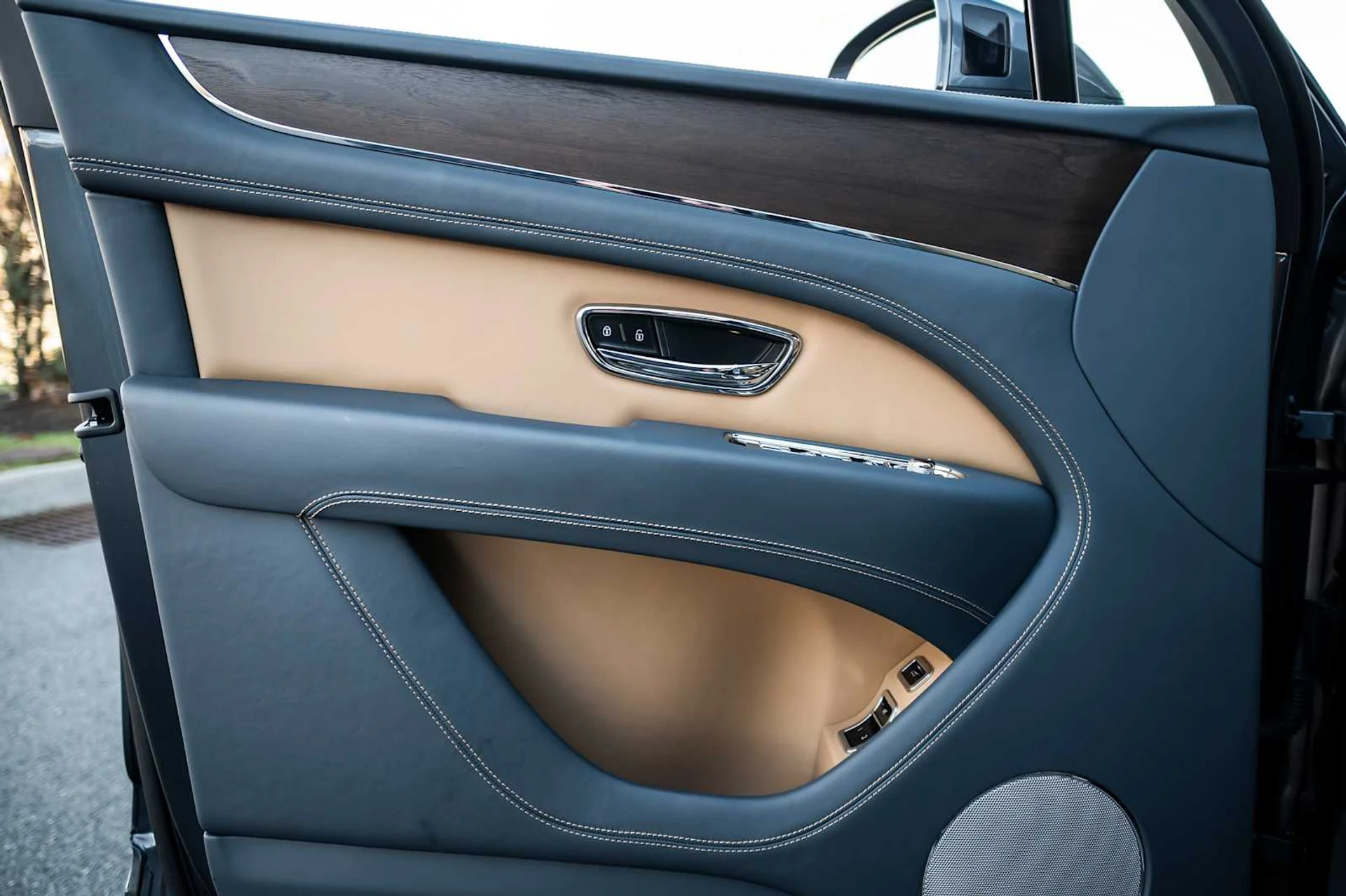 mph023_2512573996_df54d835b3bc84b61d0ad3f18e52d7bex_afc33ec941