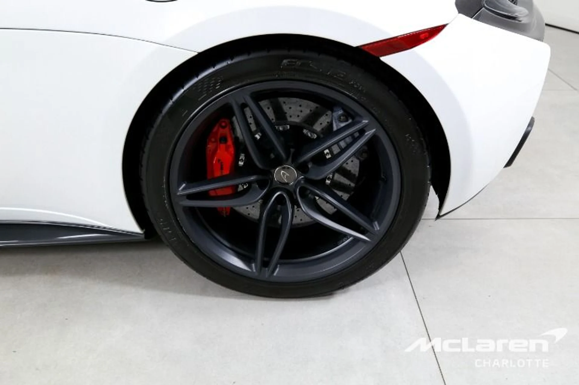 mph023_2521887684_Used_2017_Mc_Laren_570_S_11aa12432a