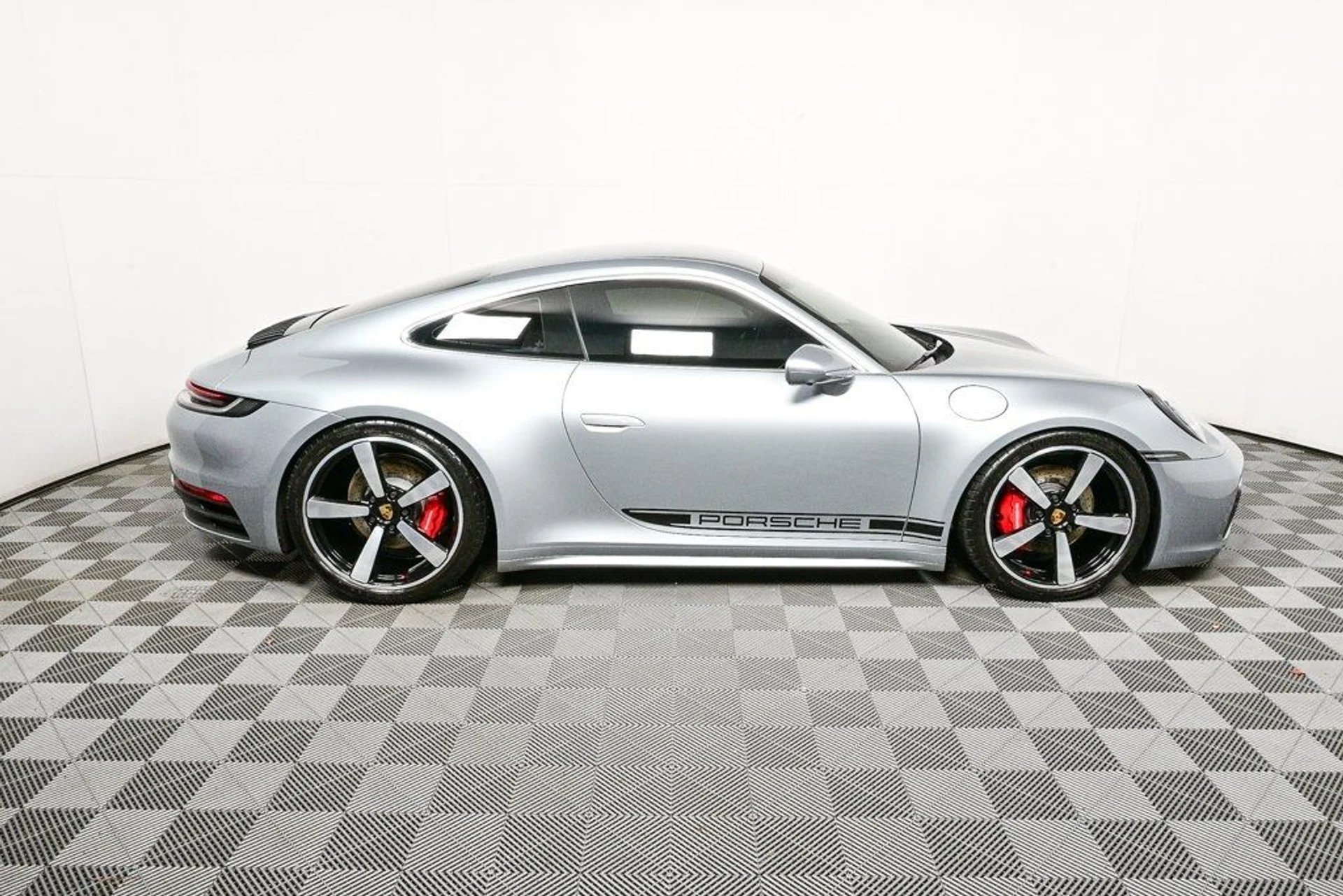 mph023_2523316960_6571eeb2ac3d5c47f22ae30f7f1d1e7e_690719a92c