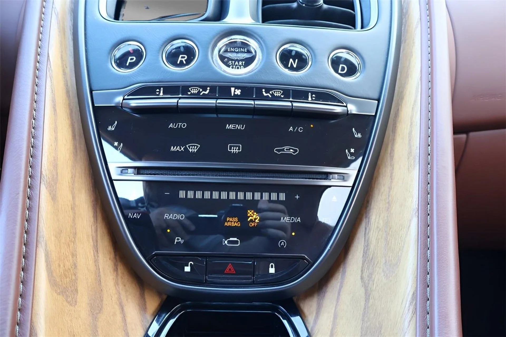 mph023_2534674570_24_1b3238da7b