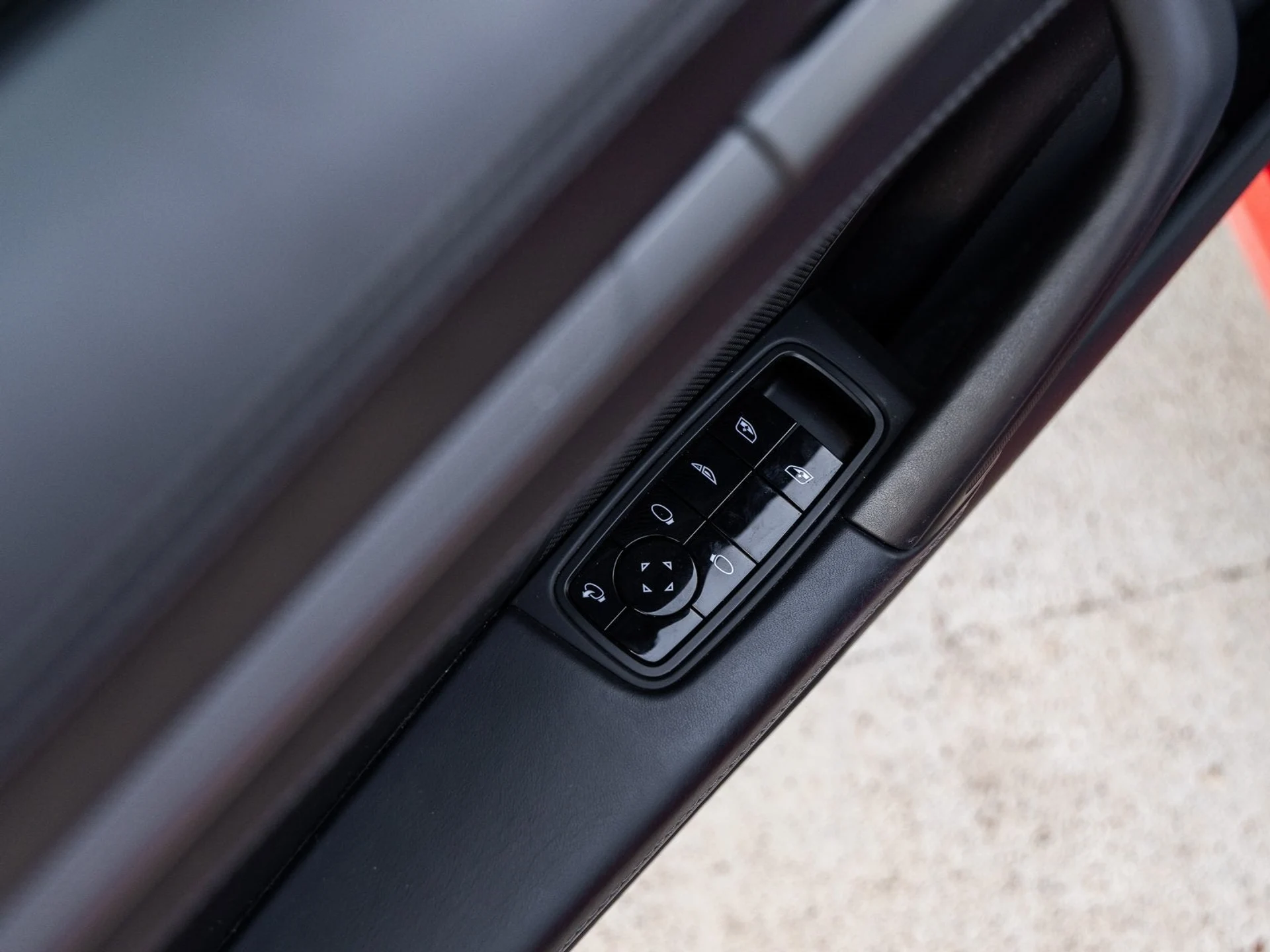 mph023_2537044453_24_2f5a634422