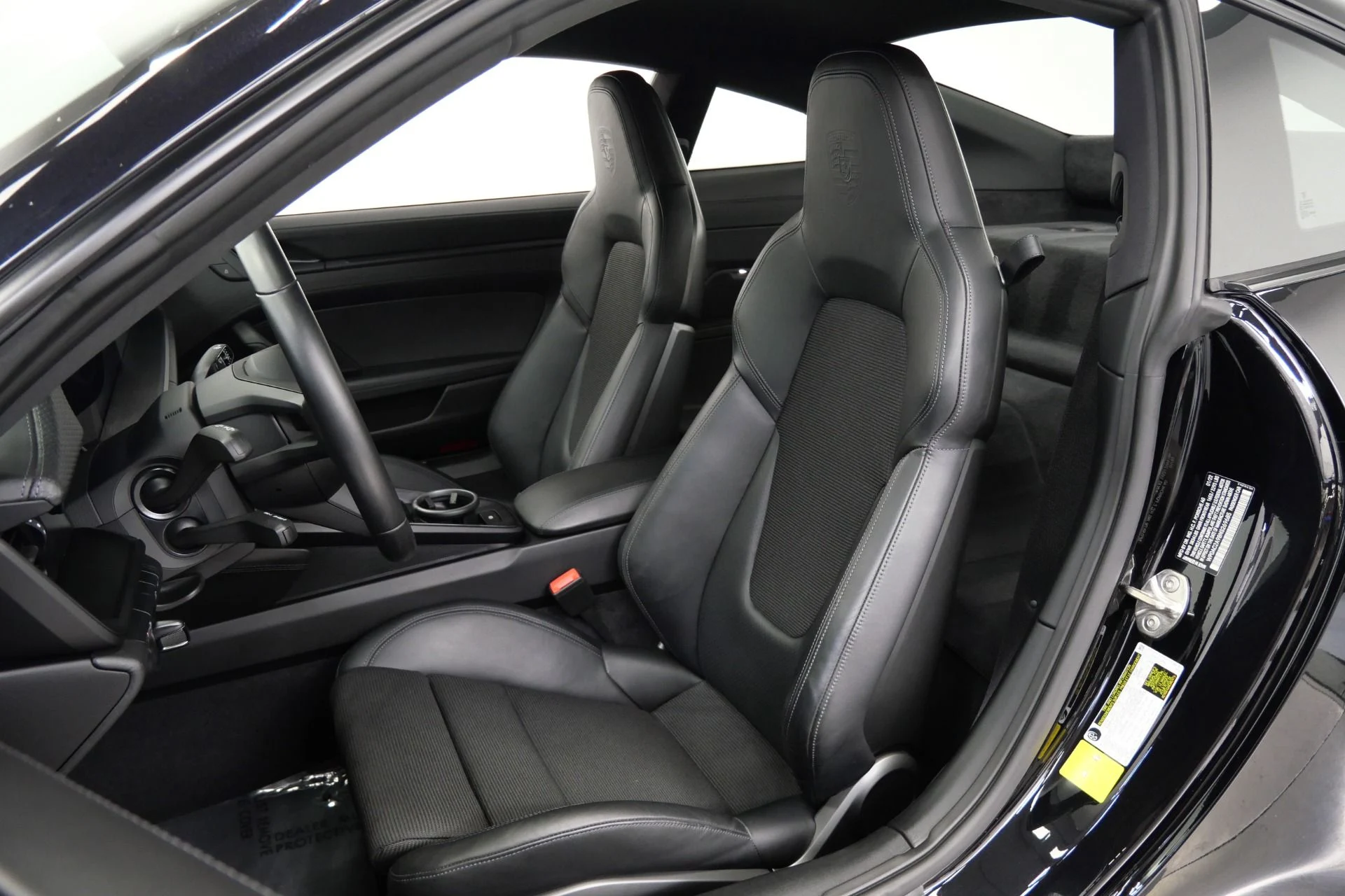 mph023_2541942729_Used_2022_Porsche_911_GT_3_Touring_6_Speed_Manual_Front_Axle_Lift_18_Way_Seats_1778004281_f8637f7556