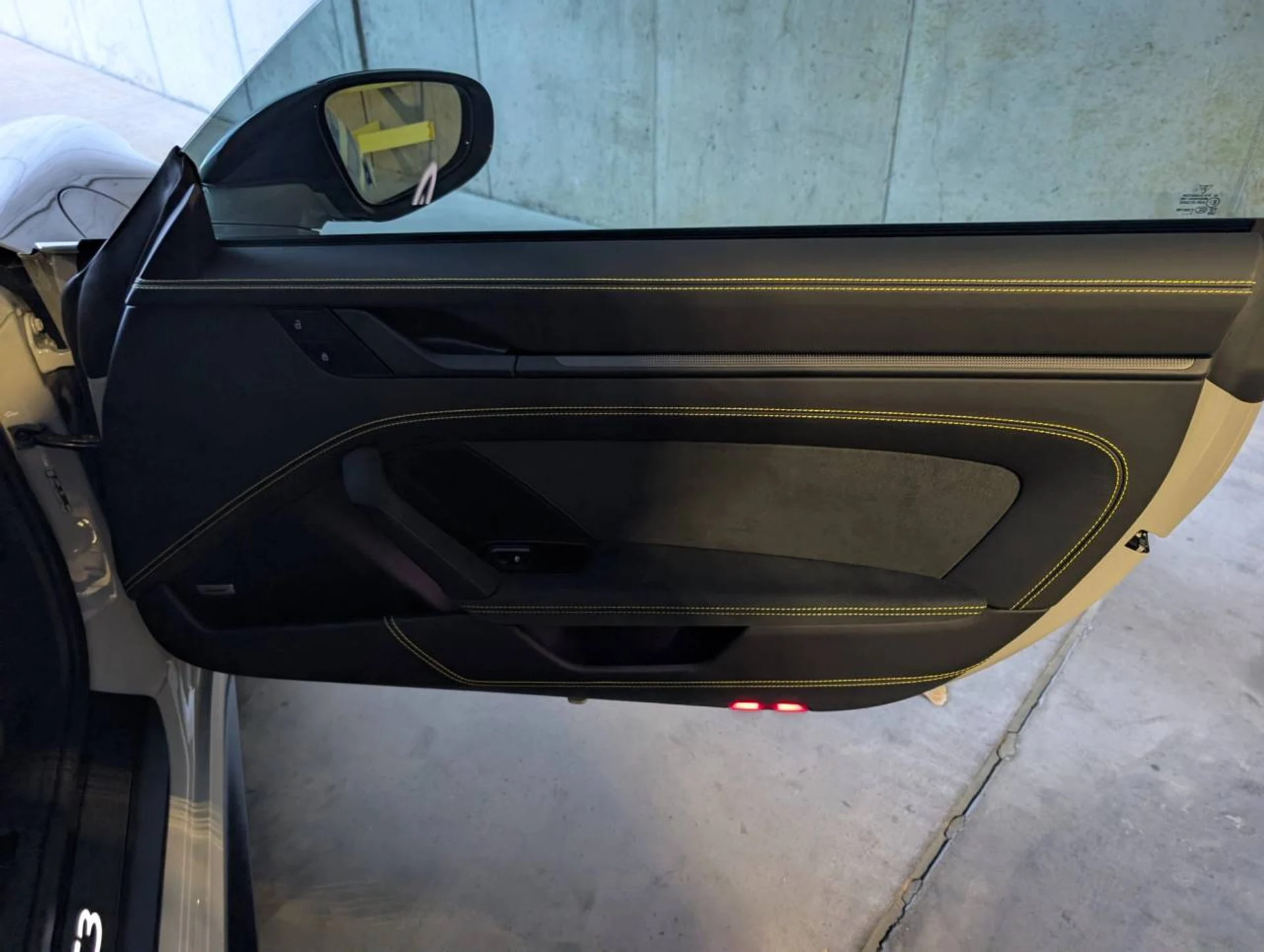 mph023_2542223933_3c9f0a99848675999b67b0f71b78f821x_b4d83e765c