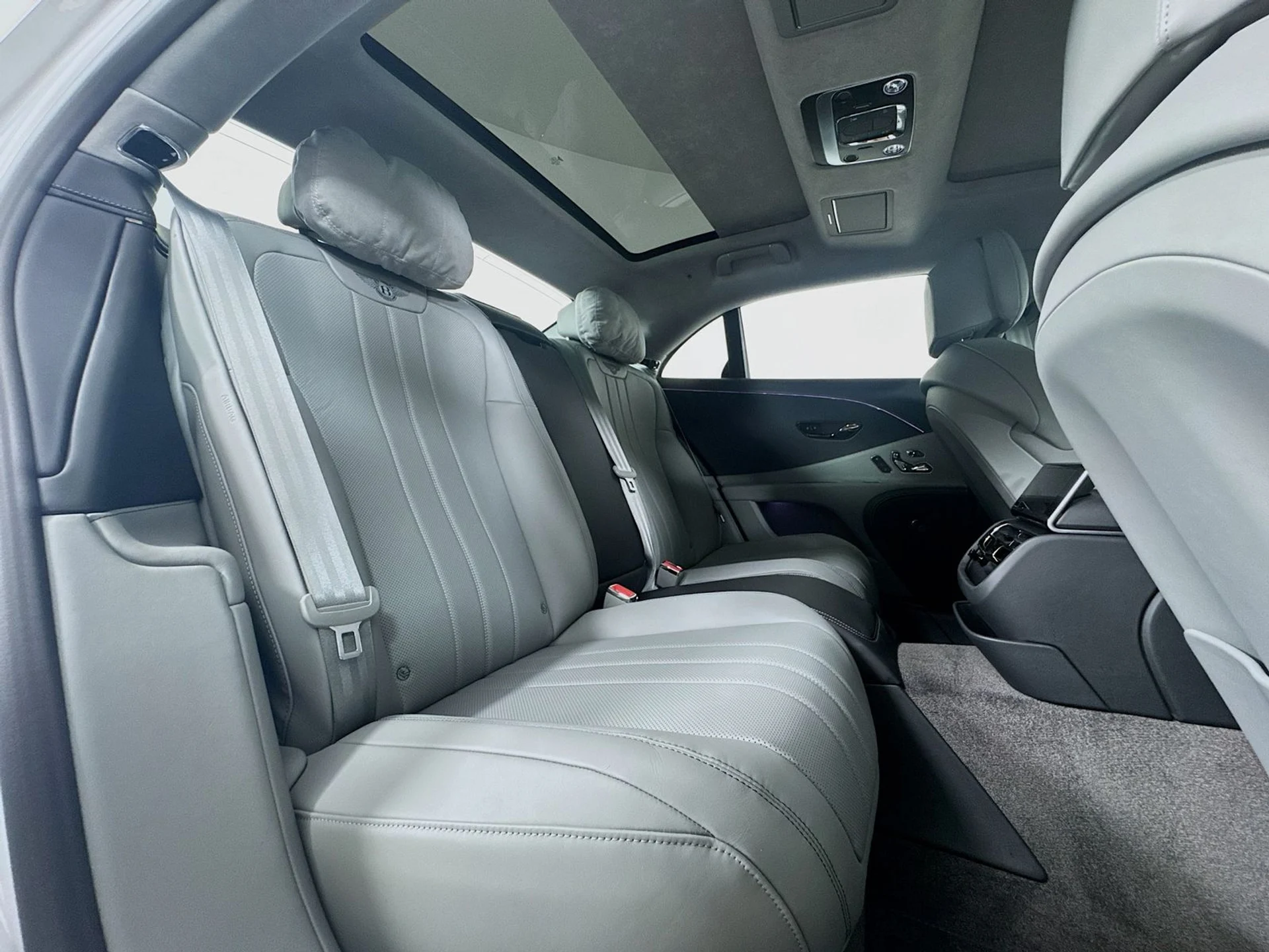 mph023_2543804951_12d4cc9a3e771a653193adb33b8b11c1x_104008b7c1