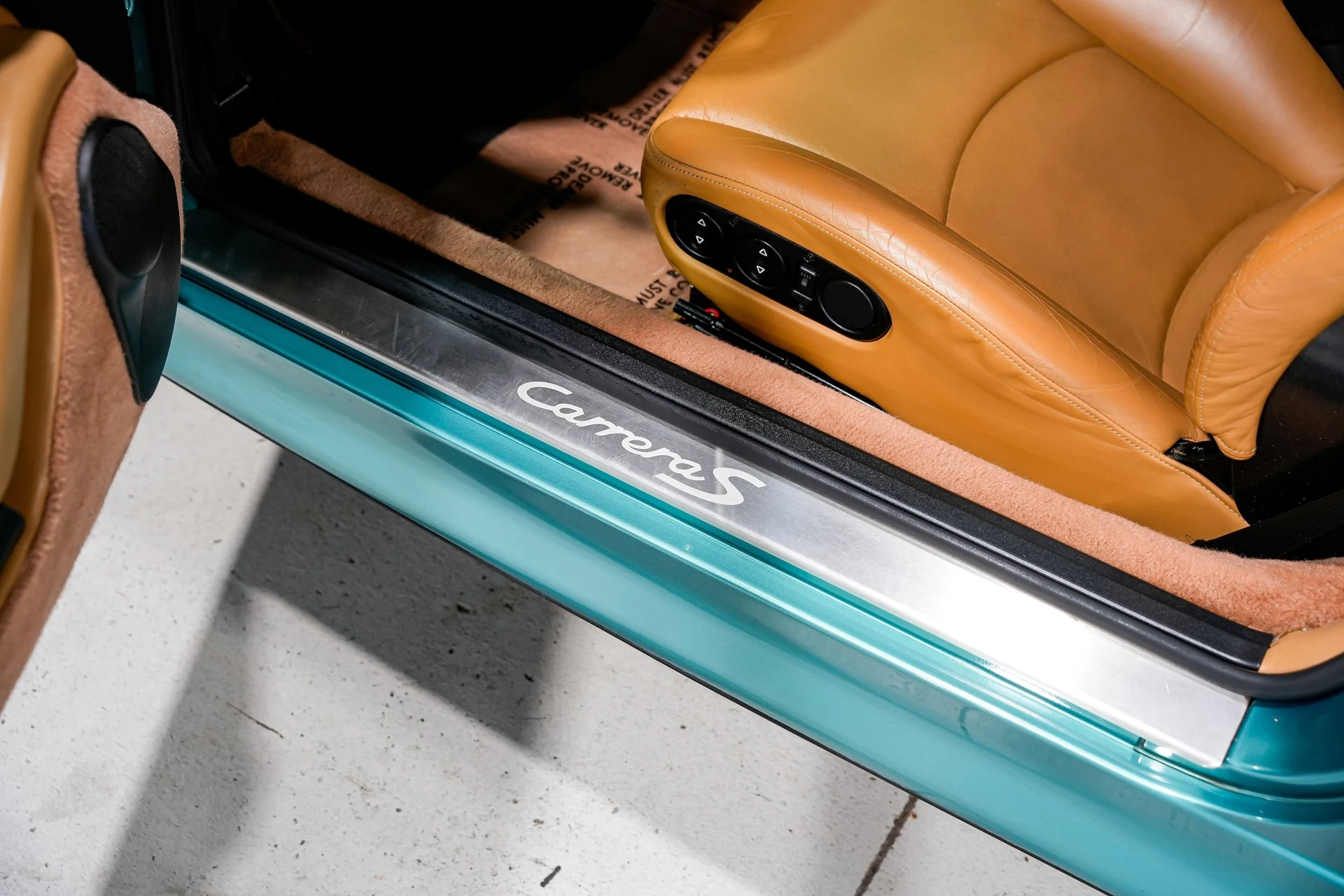 mph023_2544225387_c630456424b7520f2a0d71b717c2c787x_3c9e8de64b