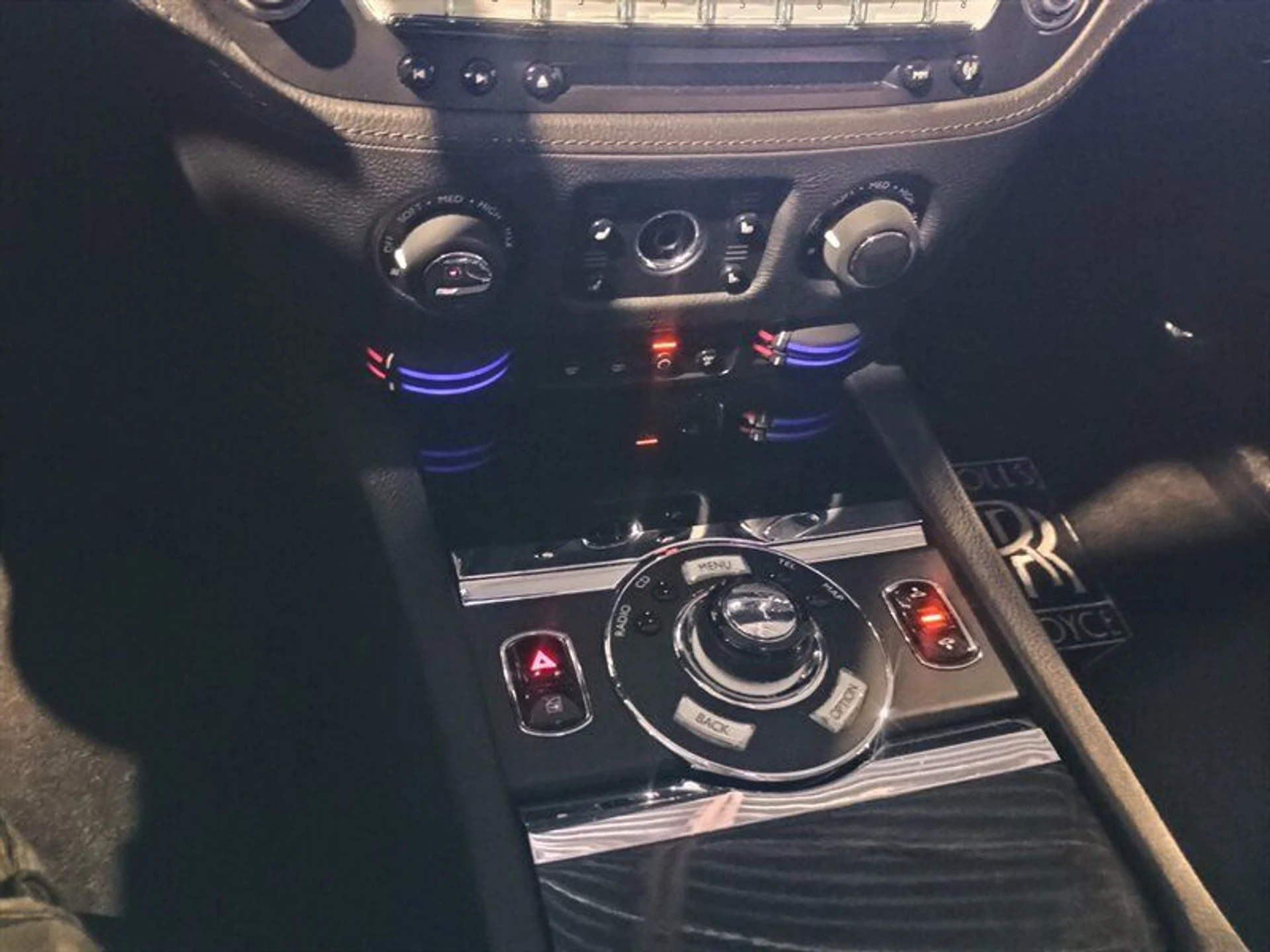 mph023_2551566614_2b230be9bc_800_0c4bd0b730