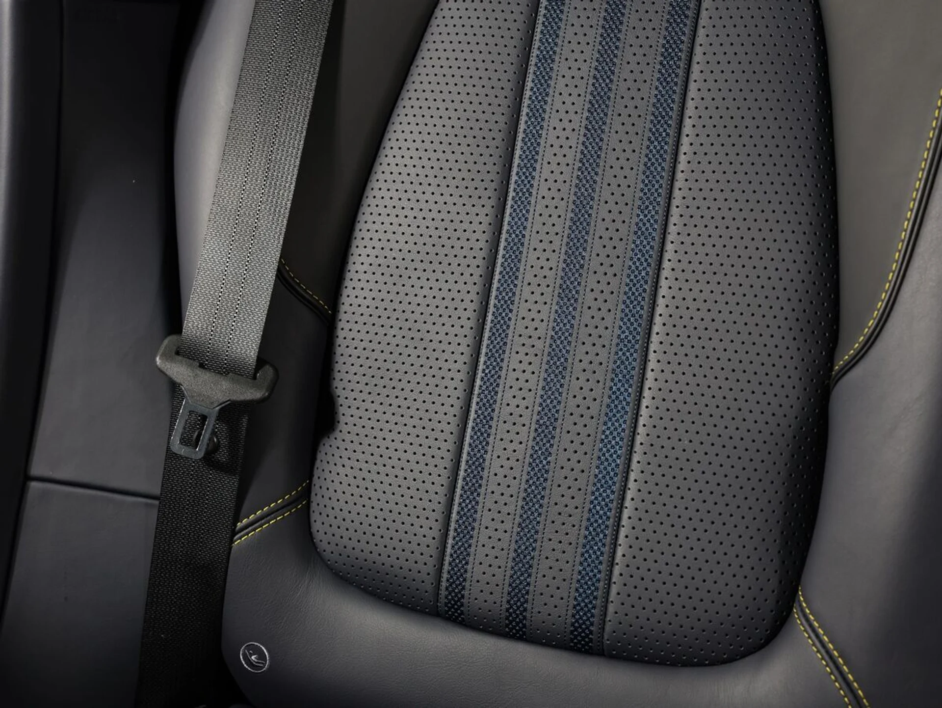 mph023_2552010709_deyc7rh9w0wiwk8qpaw3kv4bf6av_39194a6eca