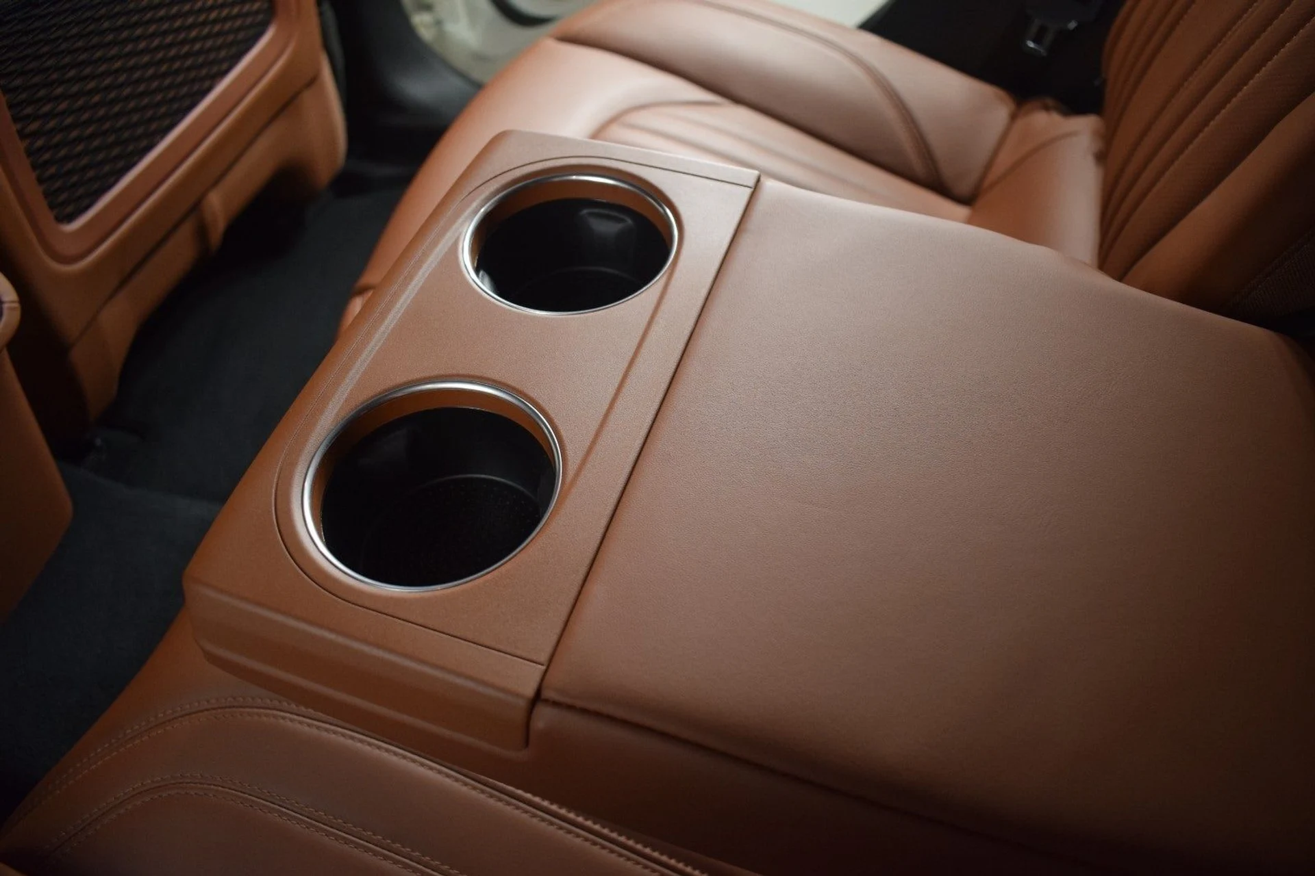 mph023_2555067490_dc29eea0776e3dfa97a88545d95fa3f0x_bba9f75f56