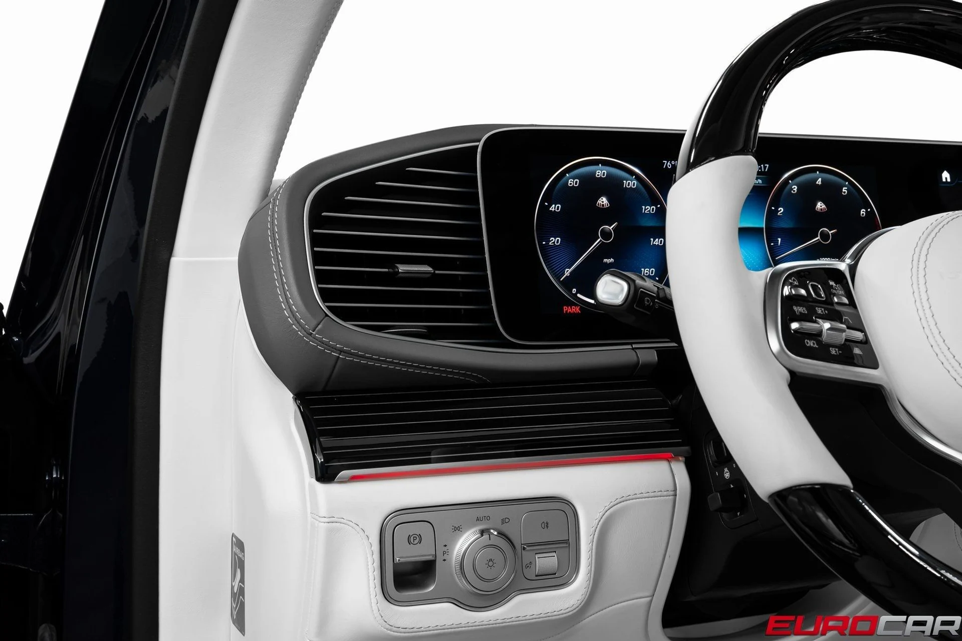 mph023_2555943015_image_24_72bce0ba11