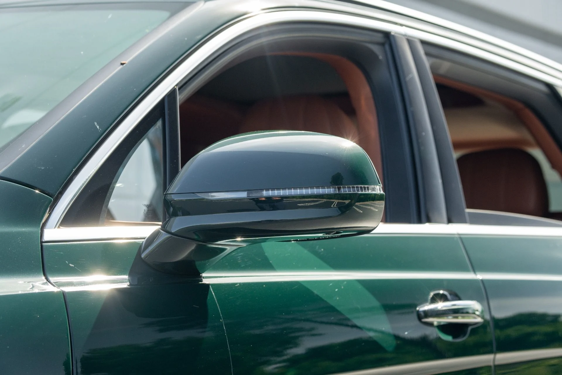 mph023_2562271067_Used_2017_Bentley_Bentayga_W12_First_Edition_1762986986_16e8f11a97