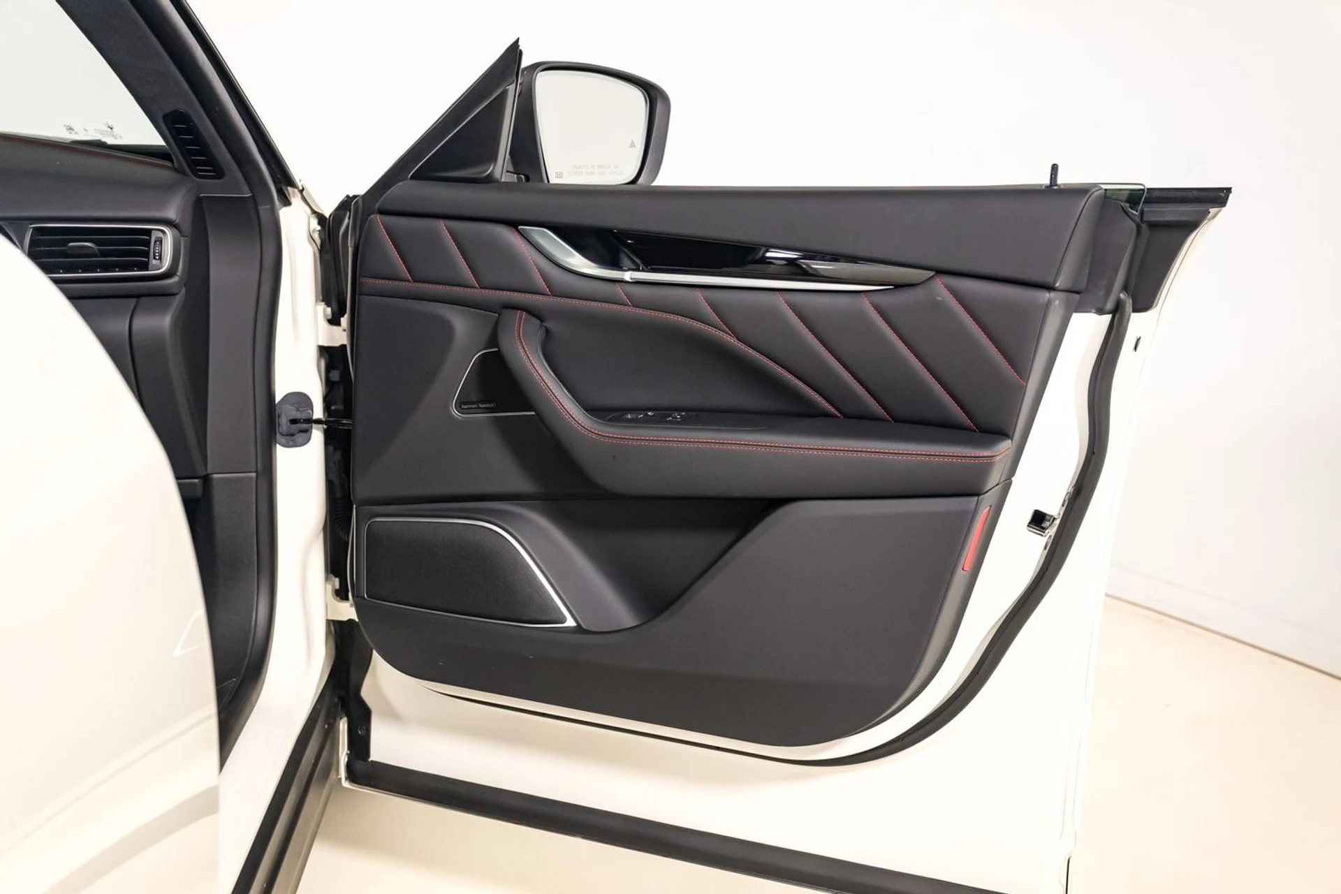 mph023_2564532212_a012d1ed4b5b406aa4c7b91603b11ae7_d4653a538d