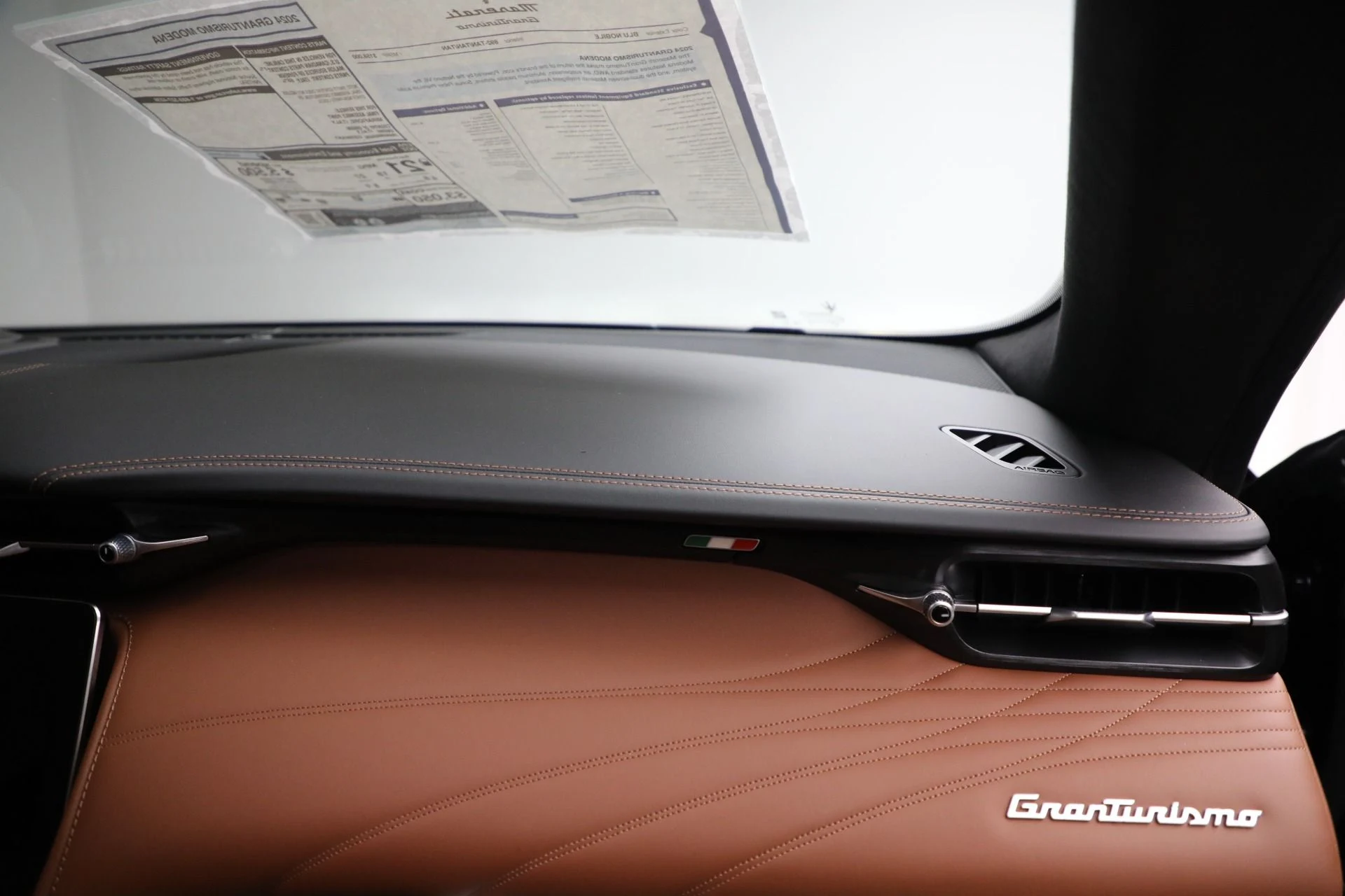 mph023_2565374992_Used_2024_Maserati_Gran_Turismo_Modena_1763577924_4878768acb