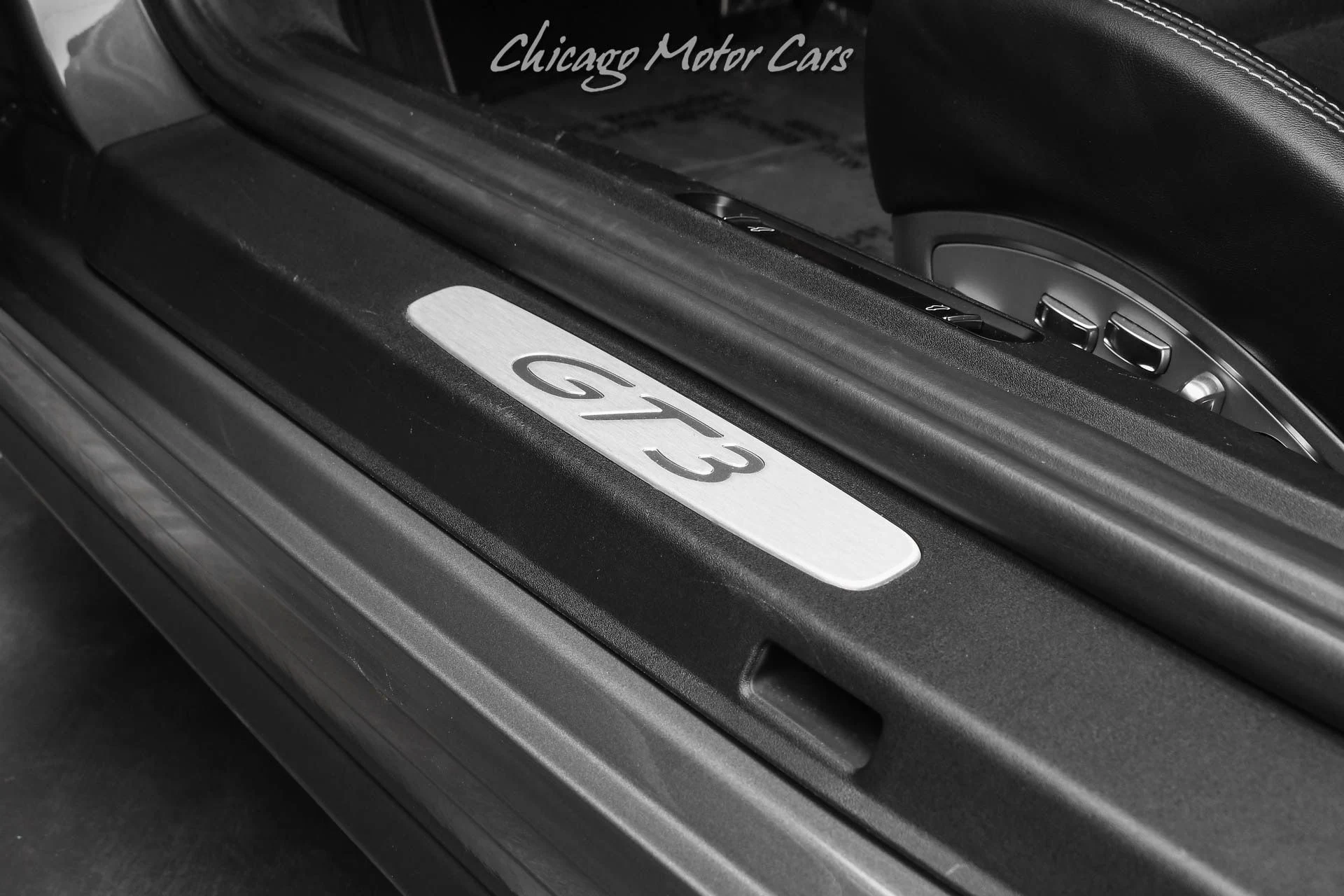 mph023_2577198923_12180_p24_l_53d6822137