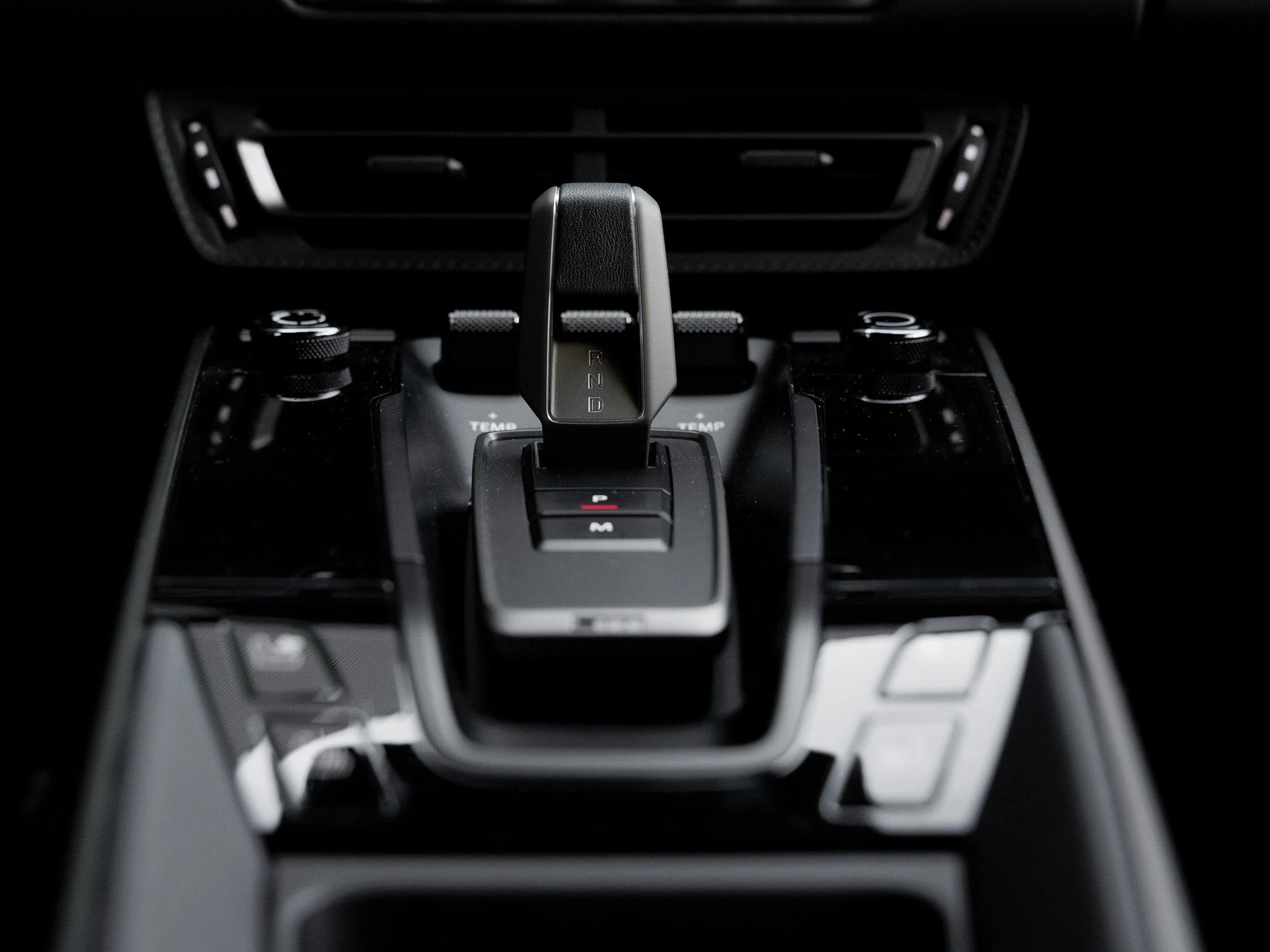 mph023_2578428396_24_0f816c2049