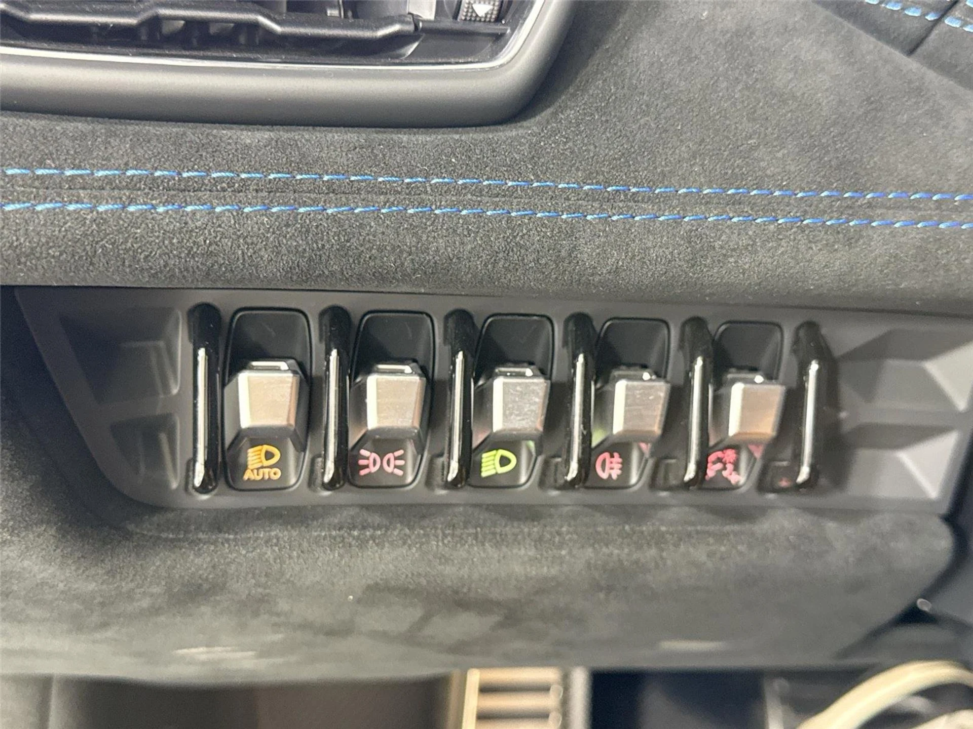 mph023_2580821424_c68df0115218af3d6dc2c3dc4e896632_0e2bbae499