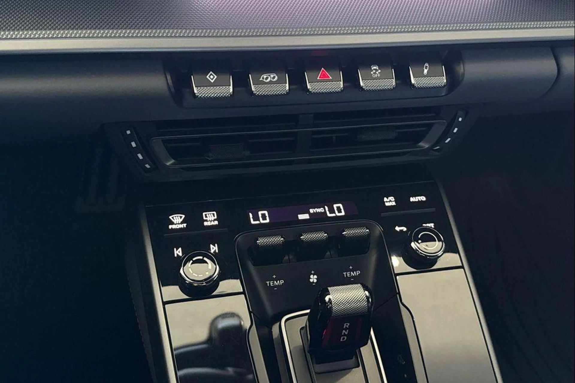 mph023_2586155613_uwo02_WZKF_Hxz_UMY_4_Lu_Lr_GDRE_Mwk_df6344f806