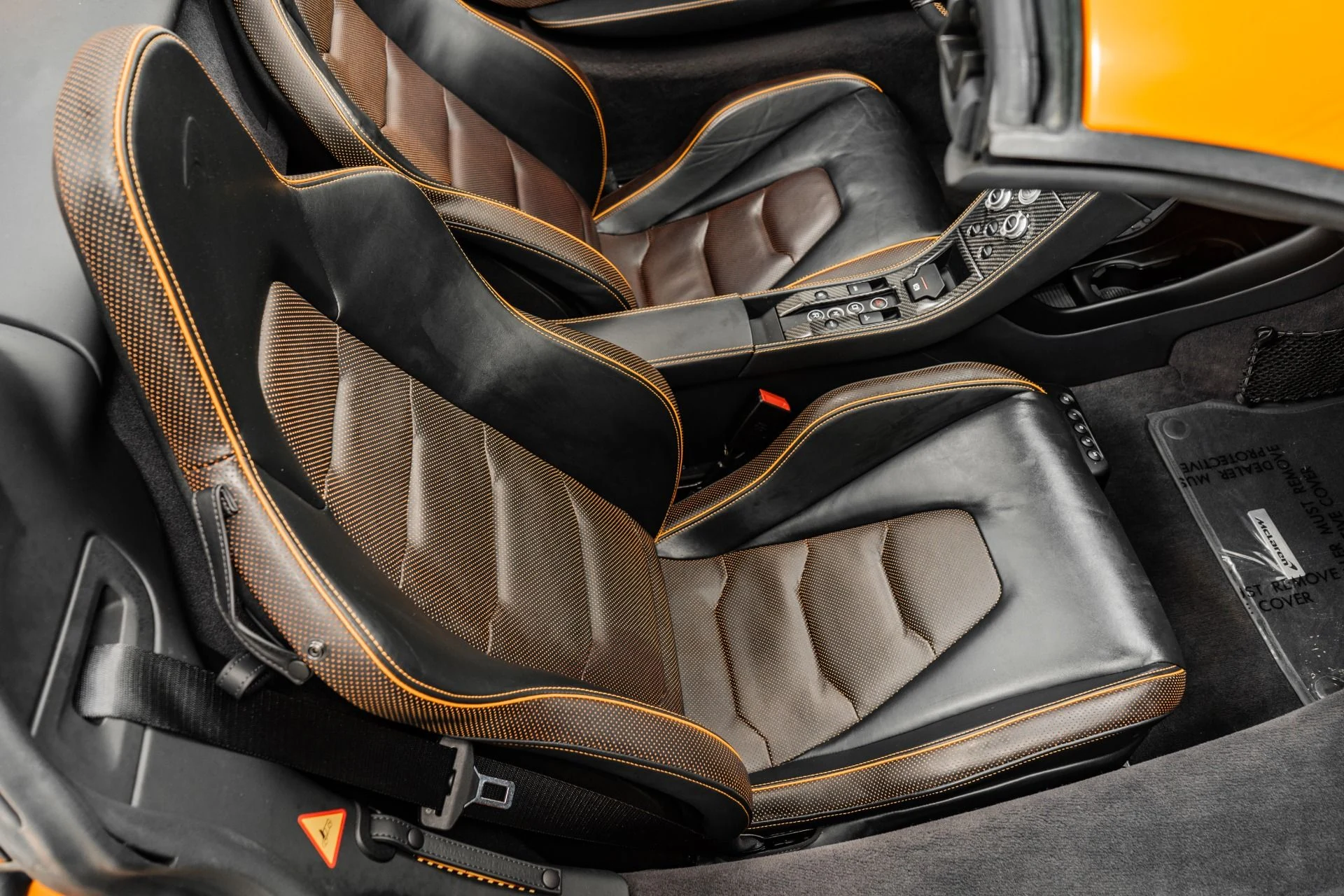 mph023_258985346_Used_2015_Mc_Laren_650_S_Spider_Interior_and_Exterior_Carbon_Packs_Suspension_Lifter_1778269559_481823c16d
